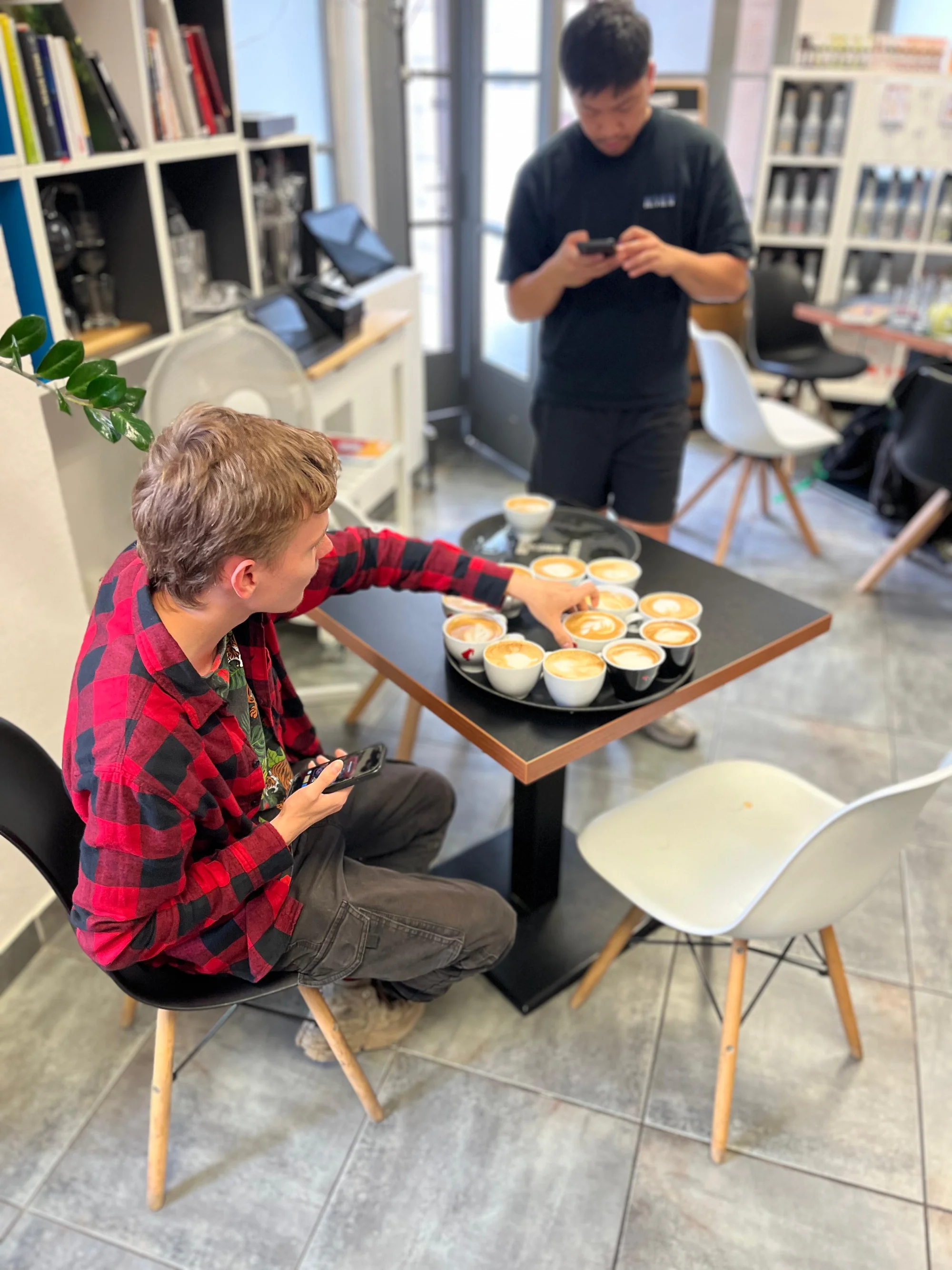 Alternativní příprava kávy nebo celodenní baristický kurz pro milovníky kávy