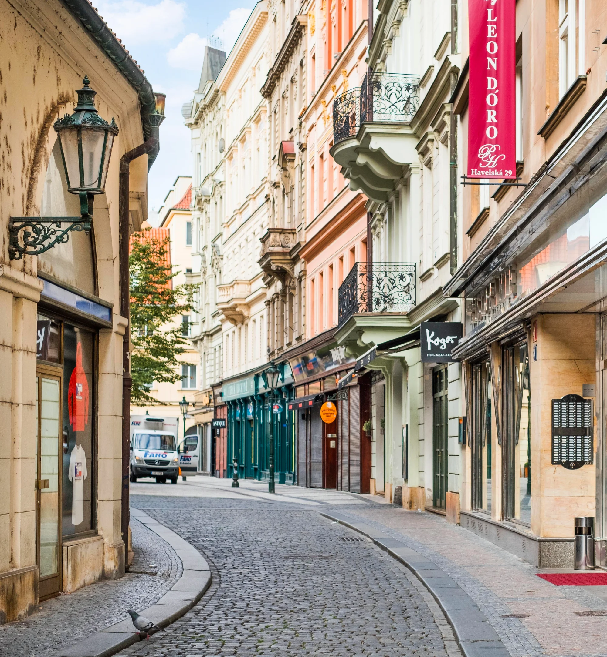 Odpočinkový pobyt pro dva na Starém městě: 4* ubytování se snídaní a procházky Prahou