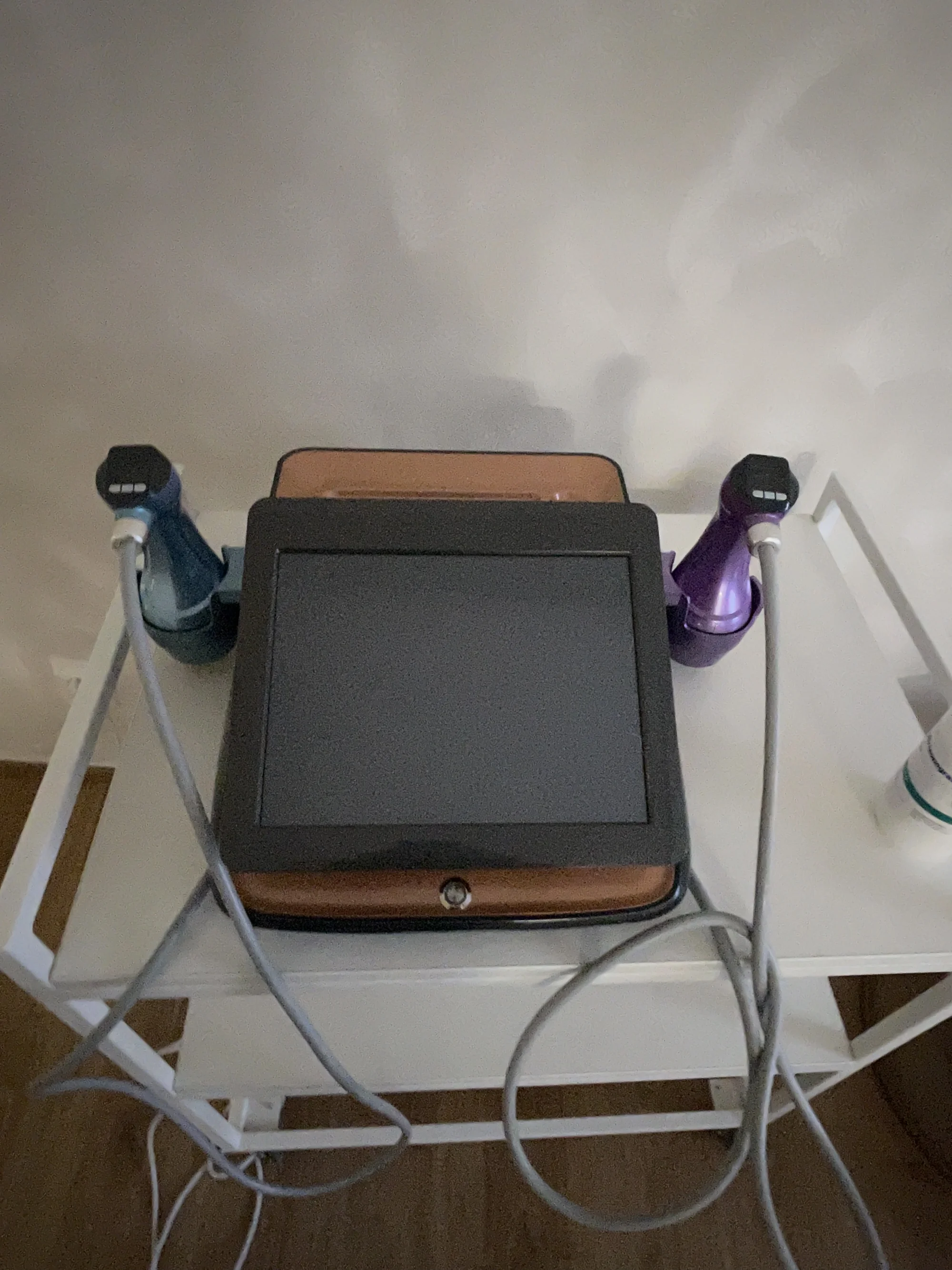 Tvarování postavy: přístrojová maderoterapie Spheres Therapy a ultrazvukové ošetření HIFU