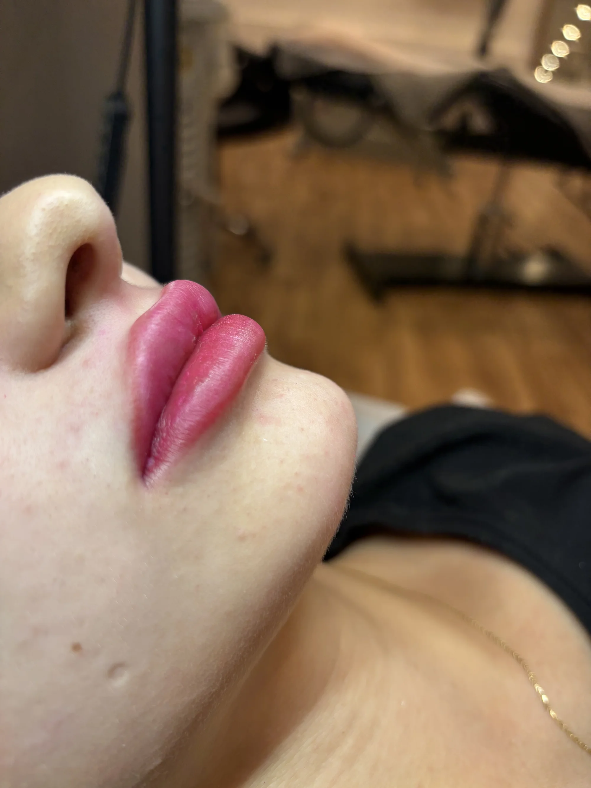 Pro zářivou pleť i dokonalé rysy: mikrojehličkování, BB Glow a permanentní make-up