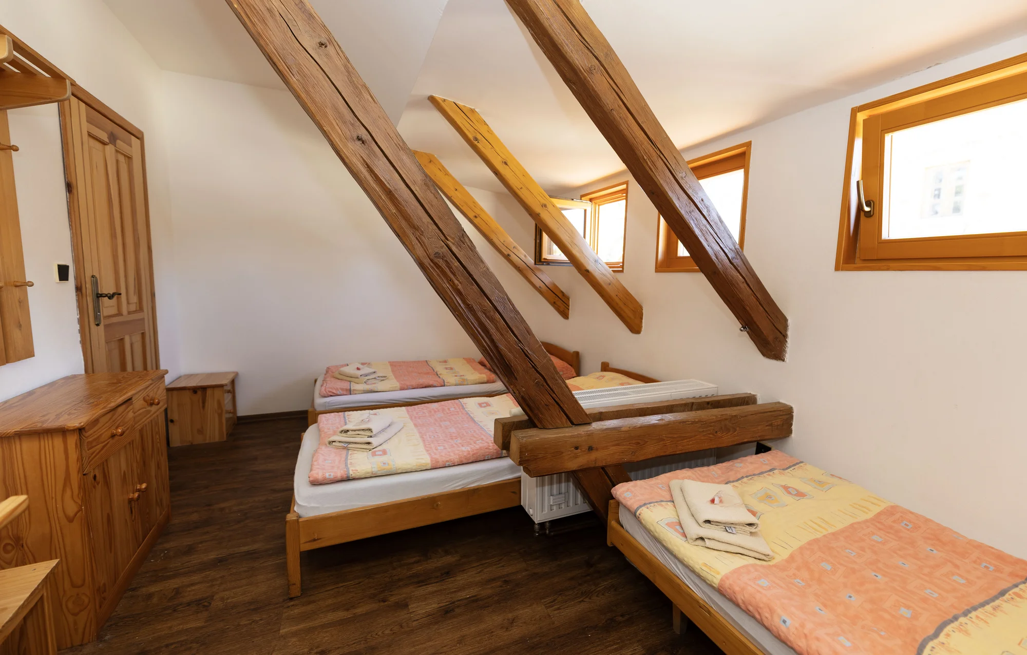 Stylová dovolená nedaleko Sedlčan: pohoda se snídaní a výlety