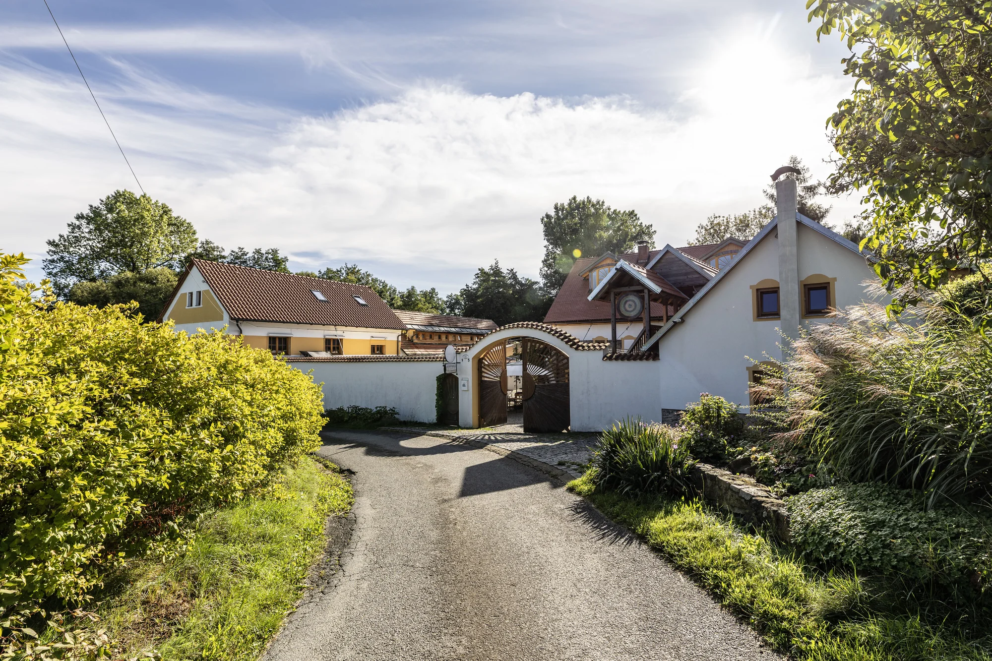 Stylová dovolená nedaleko Sedlčan: pohoda se snídaní a výlety