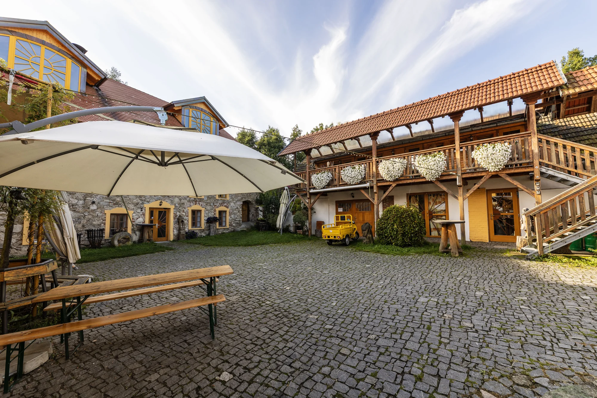 Stylová dovolená nedaleko Sedlčan: pohoda se snídaní a výlety