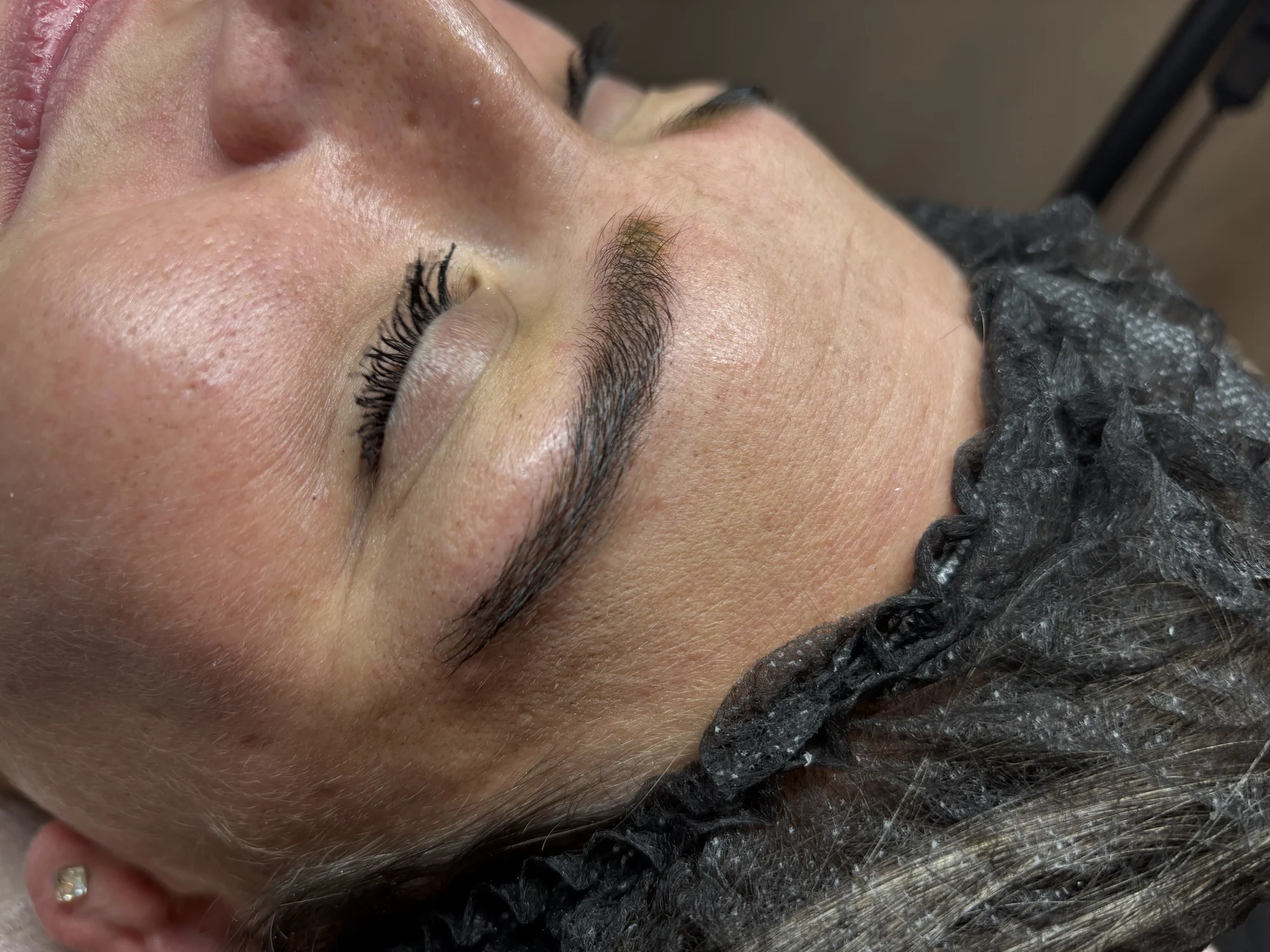 Pro zářivou pleť i dokonalé rysy: mikrojehličkování, BB Glow a permanentní make-up