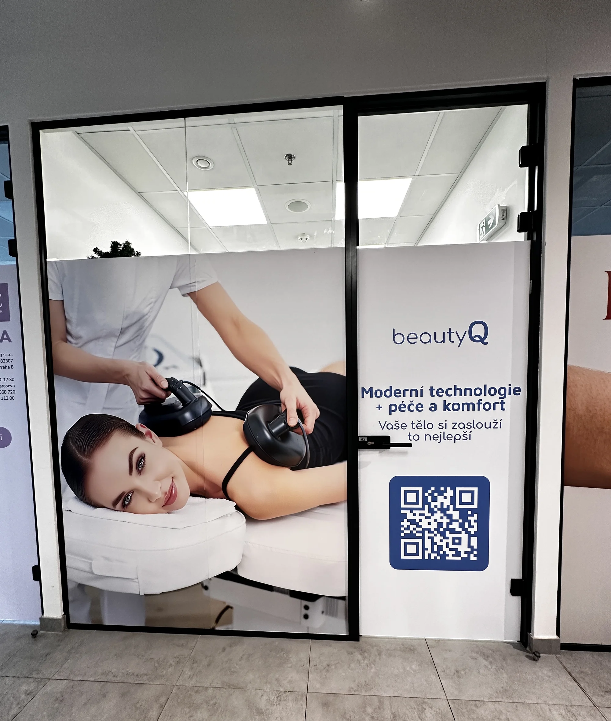 Efektivní cesta ke zpevněné postavě: roll masáž a stimulace svalů pomocí EMS