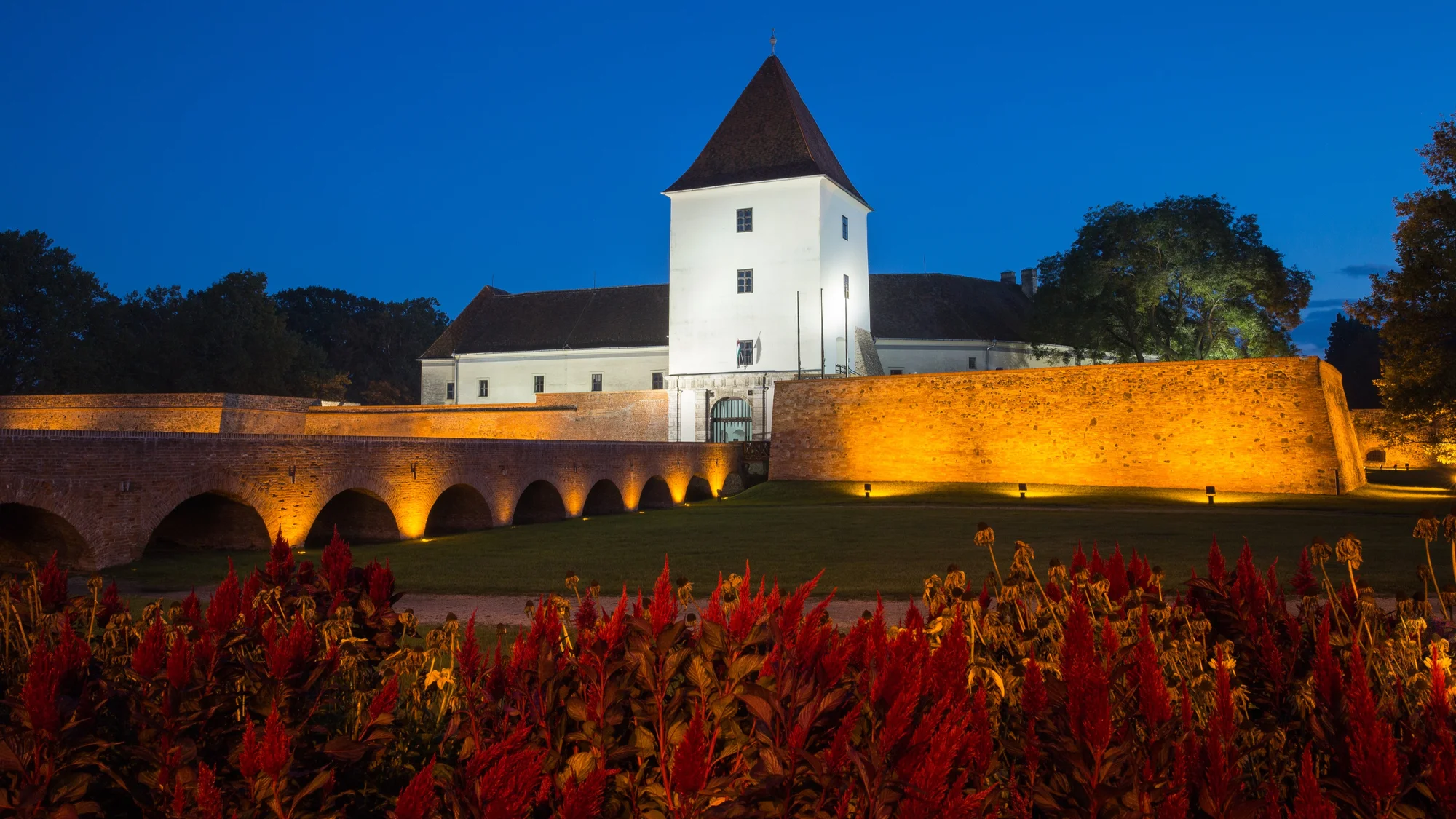 Pobyt v maďarském Sárváru: moderní apartmány se snídaní a možností vstupu do lázní