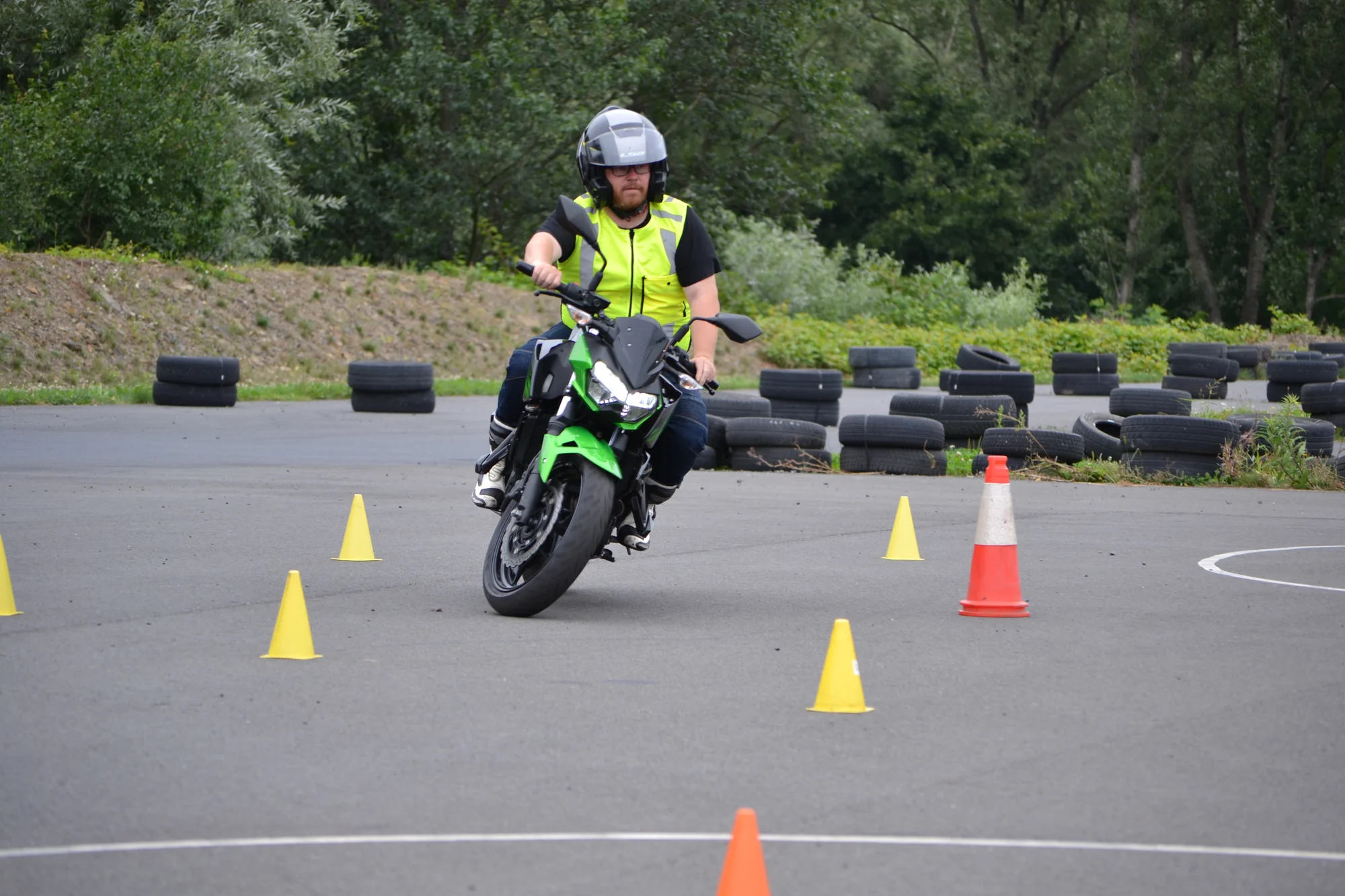 Celodenní kurz bezpečné jízdy na motorce v Ostravě