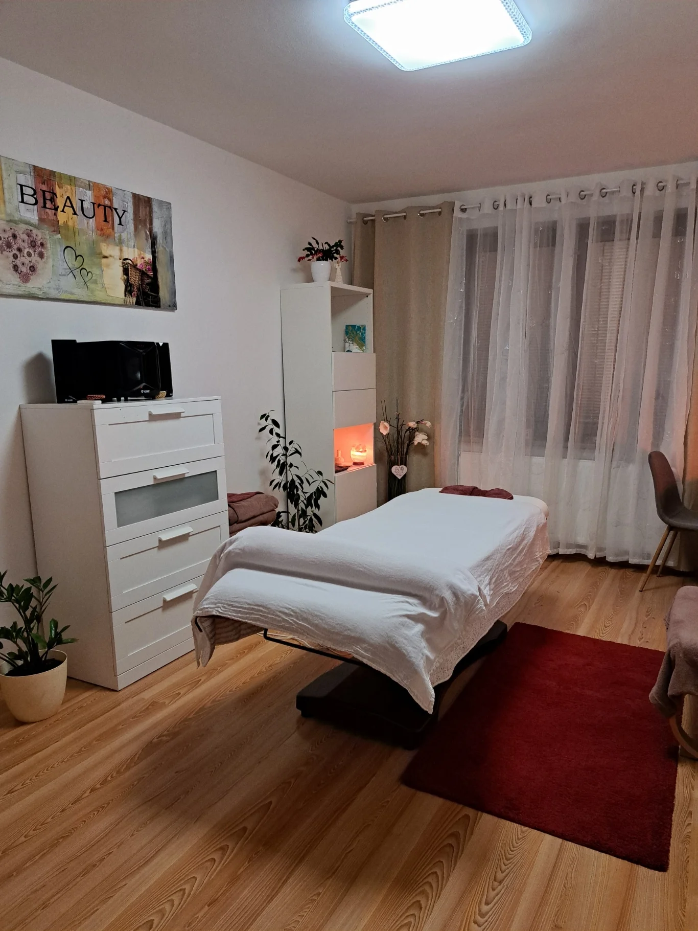 Královský 120minutový relax pro celé tělo: aroma holistická masáž a skořicový zábal