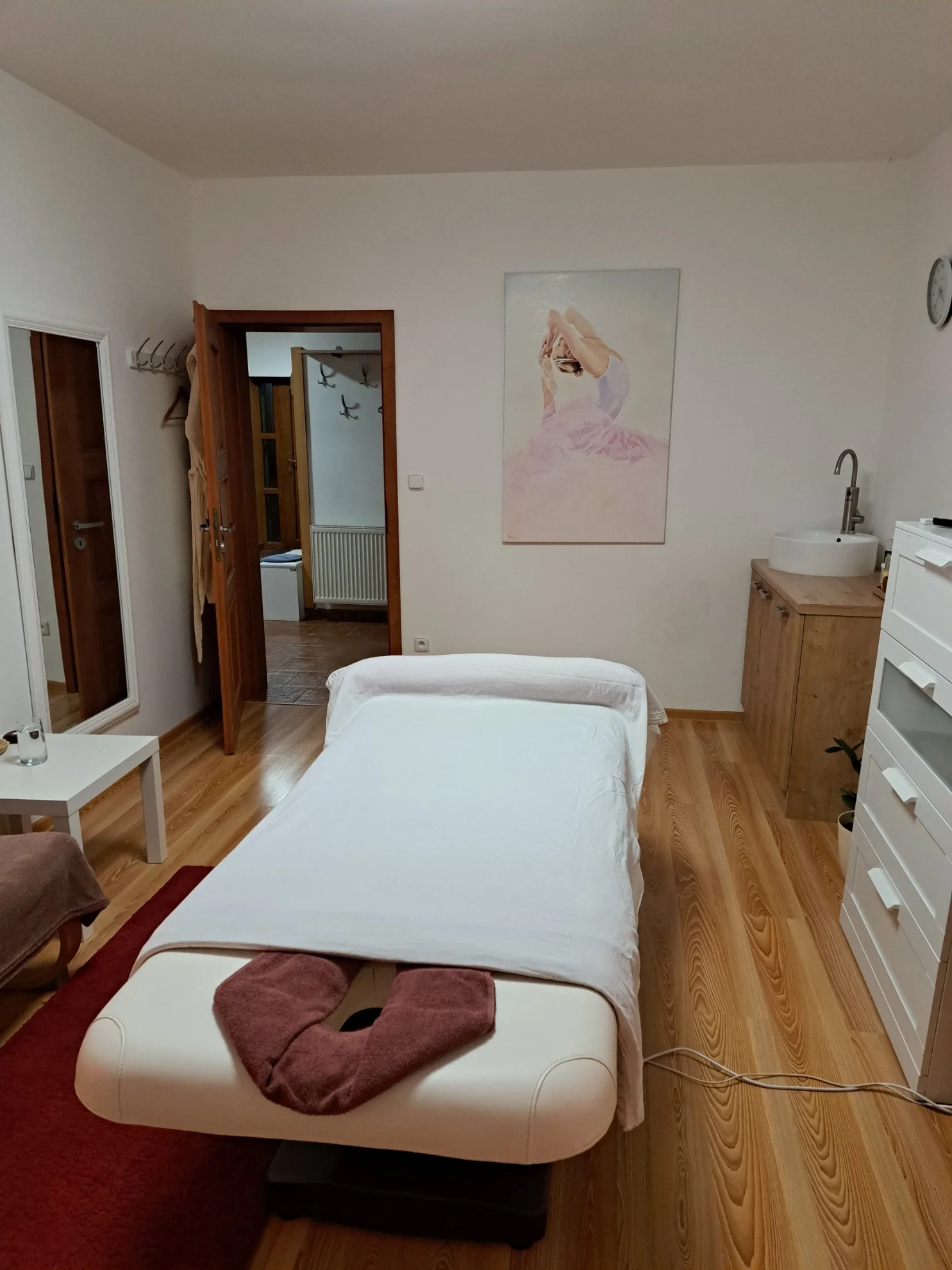 Královský 120minutový relax pro celé tělo: aroma holistická masáž a skořicový zábal