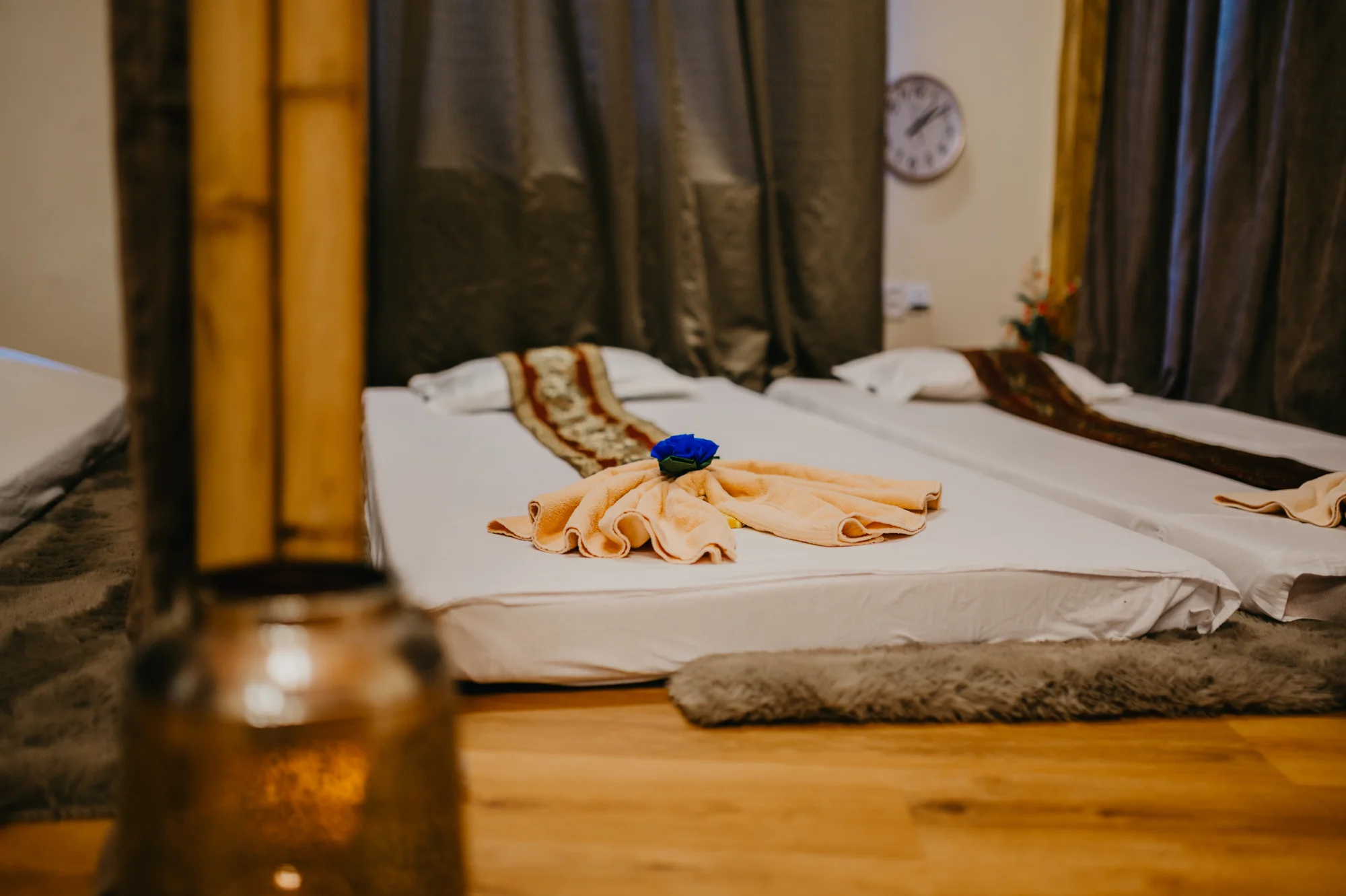 Zasloužený relax: masáž ramen, šíje, hlavy a obličeje i bylinná či reflexní, 30–60 minut