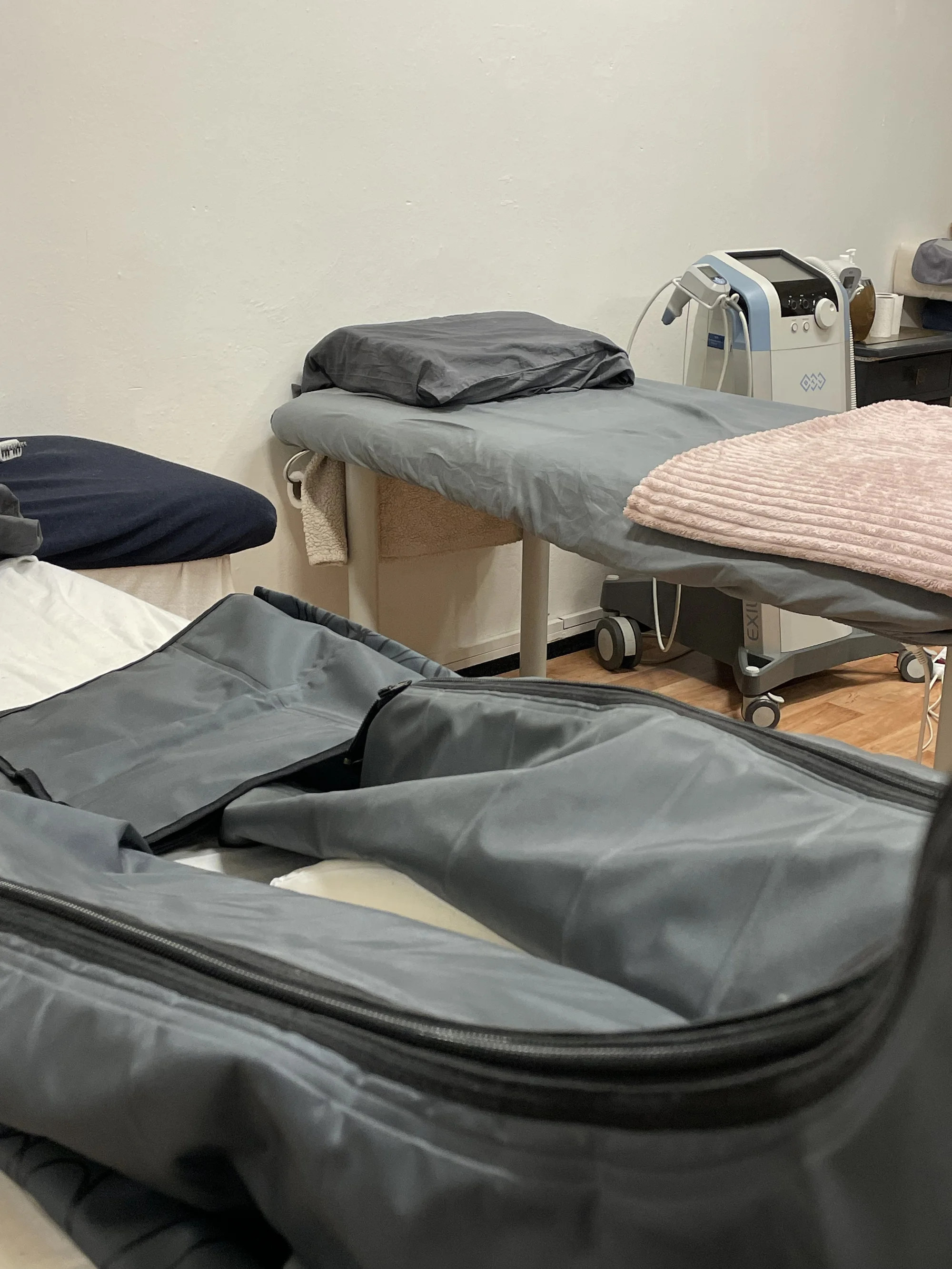 Zpevnění pokožky a formování postavy: BTL přístrojová lymfodrenáž a body lifting