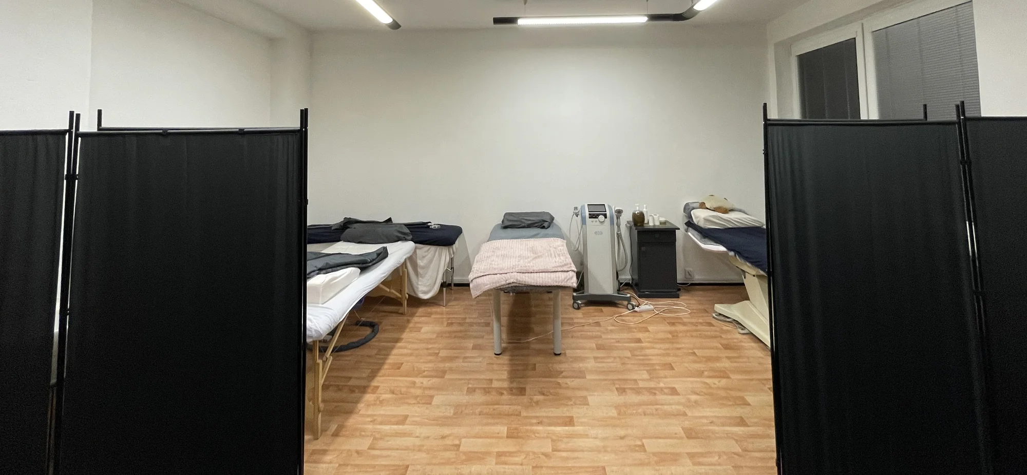 Zpevnění pokožky a formování postavy: BTL přístrojová lymfodrenáž a body lifting