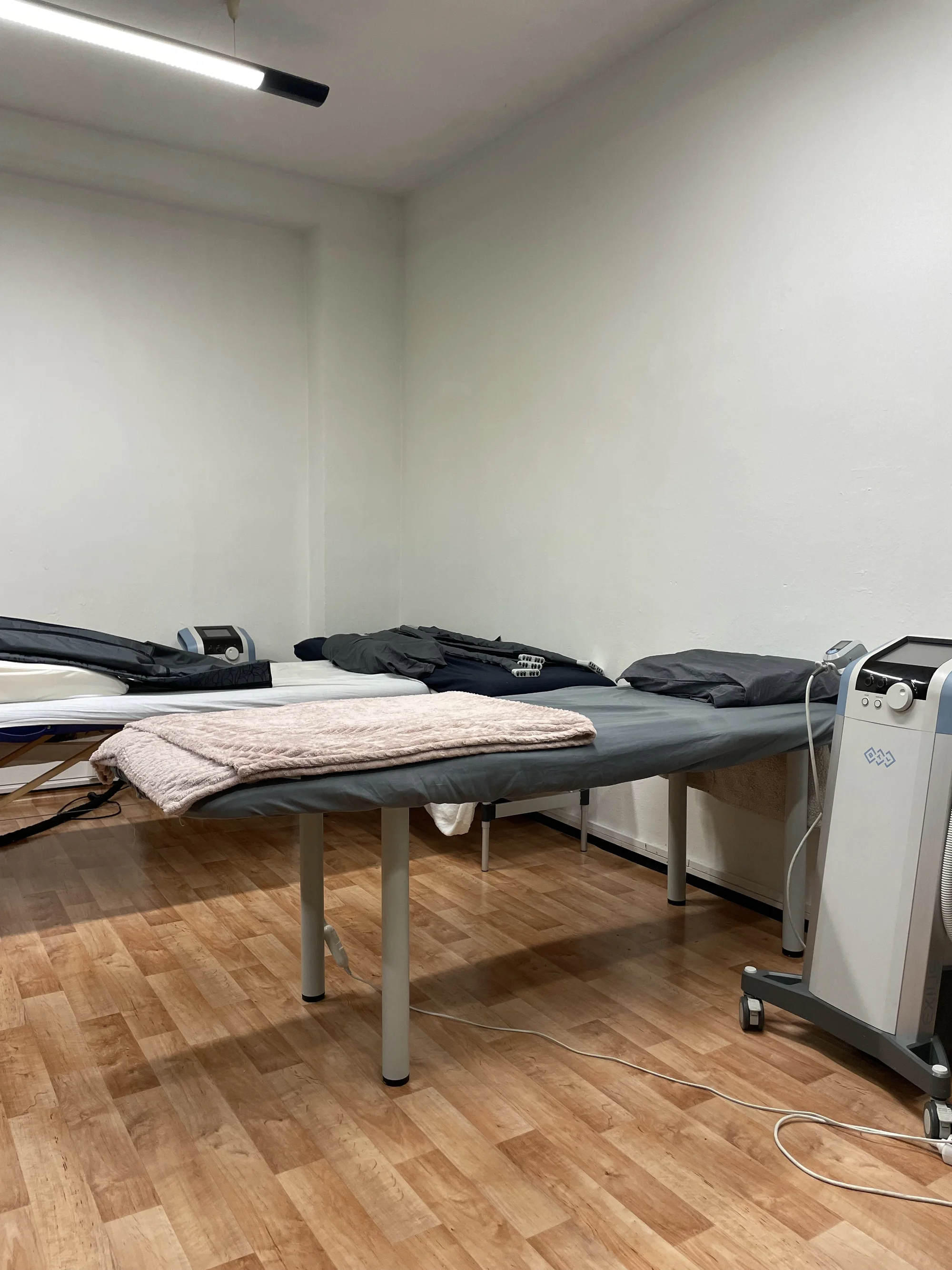 Zpevnění pokožky a formování postavy: BTL přístrojová lymfodrenáž a body lifting