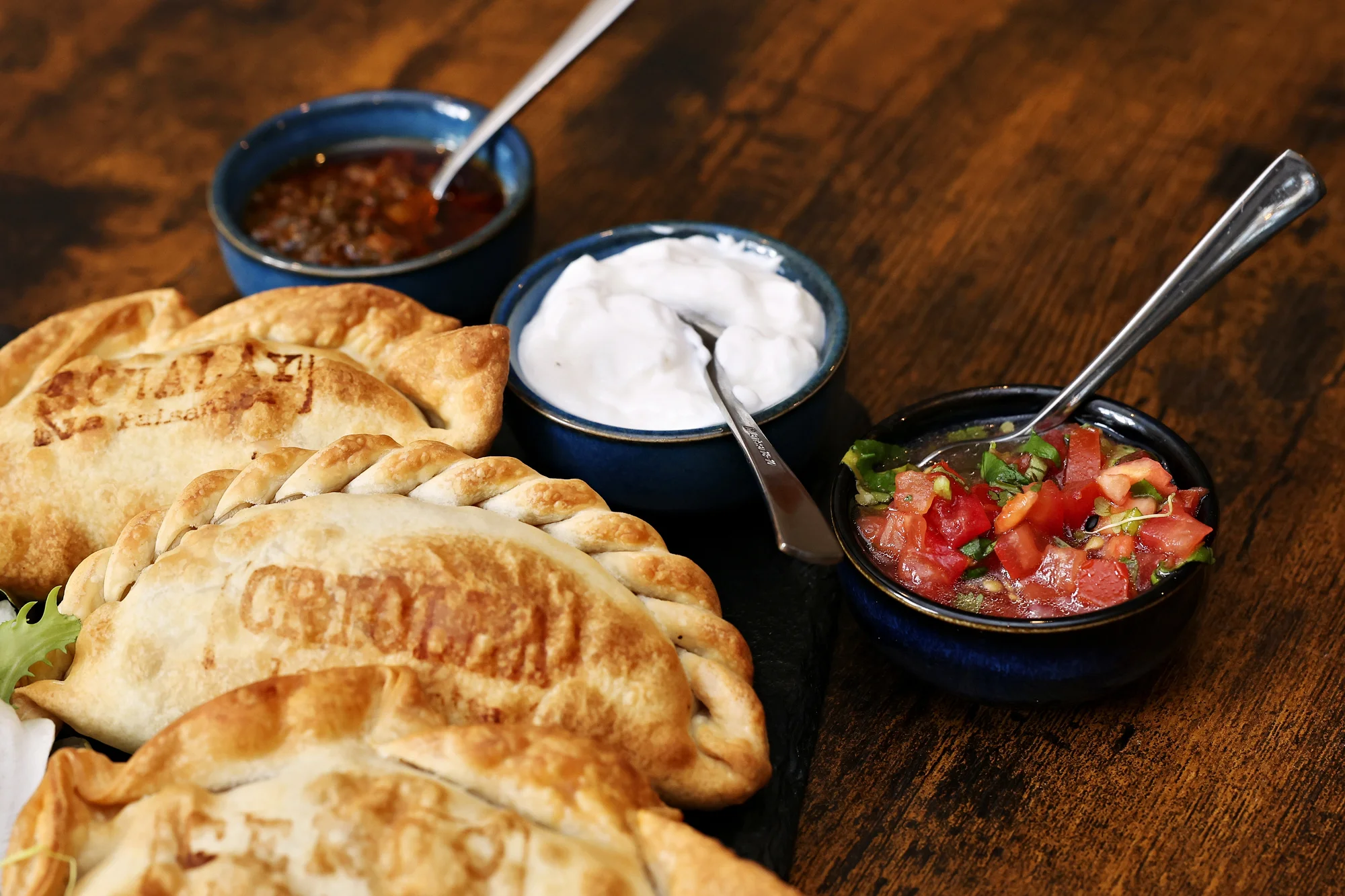 Hostina pro všechny: 10 nebo 20 domácích empanadas dle výběru ze 17 různých druhů