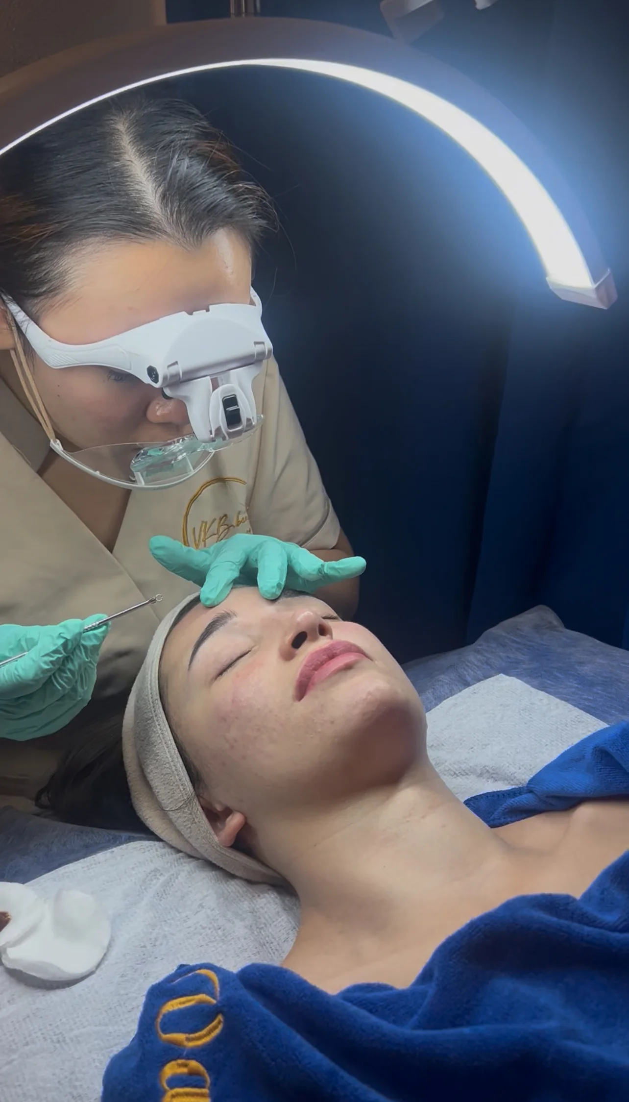 Svěží a zdravá pokožka: hloubkové čištění včetně peelingu, mikrojehličkování, korejská péče