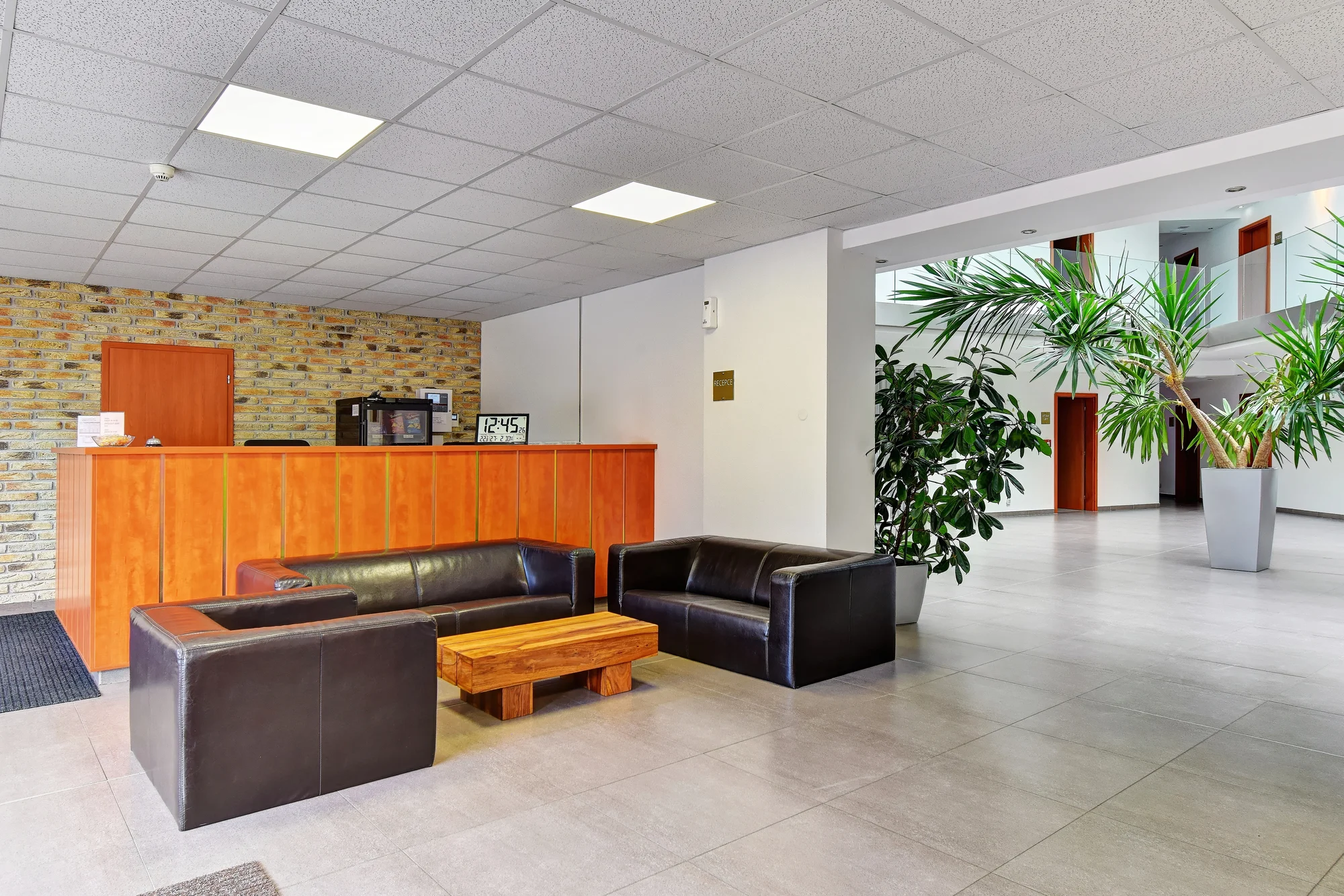 Hotel na kraji Prahy: noc pro dva nebo pobyt pro rodinu i s bowlingem a aquaparkem