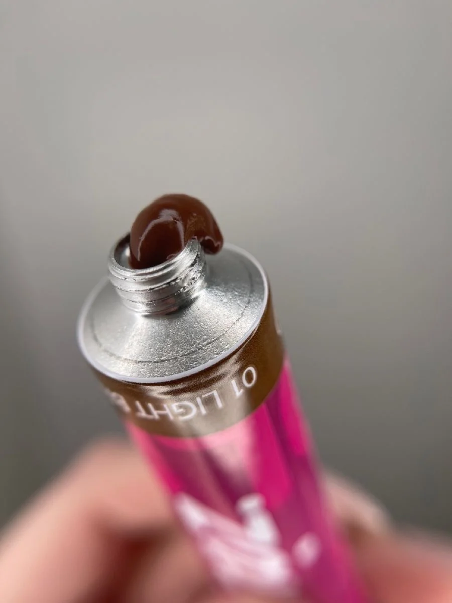 Krásné řasy a obočí: lash lifting nebo laminace obočí i s barvením