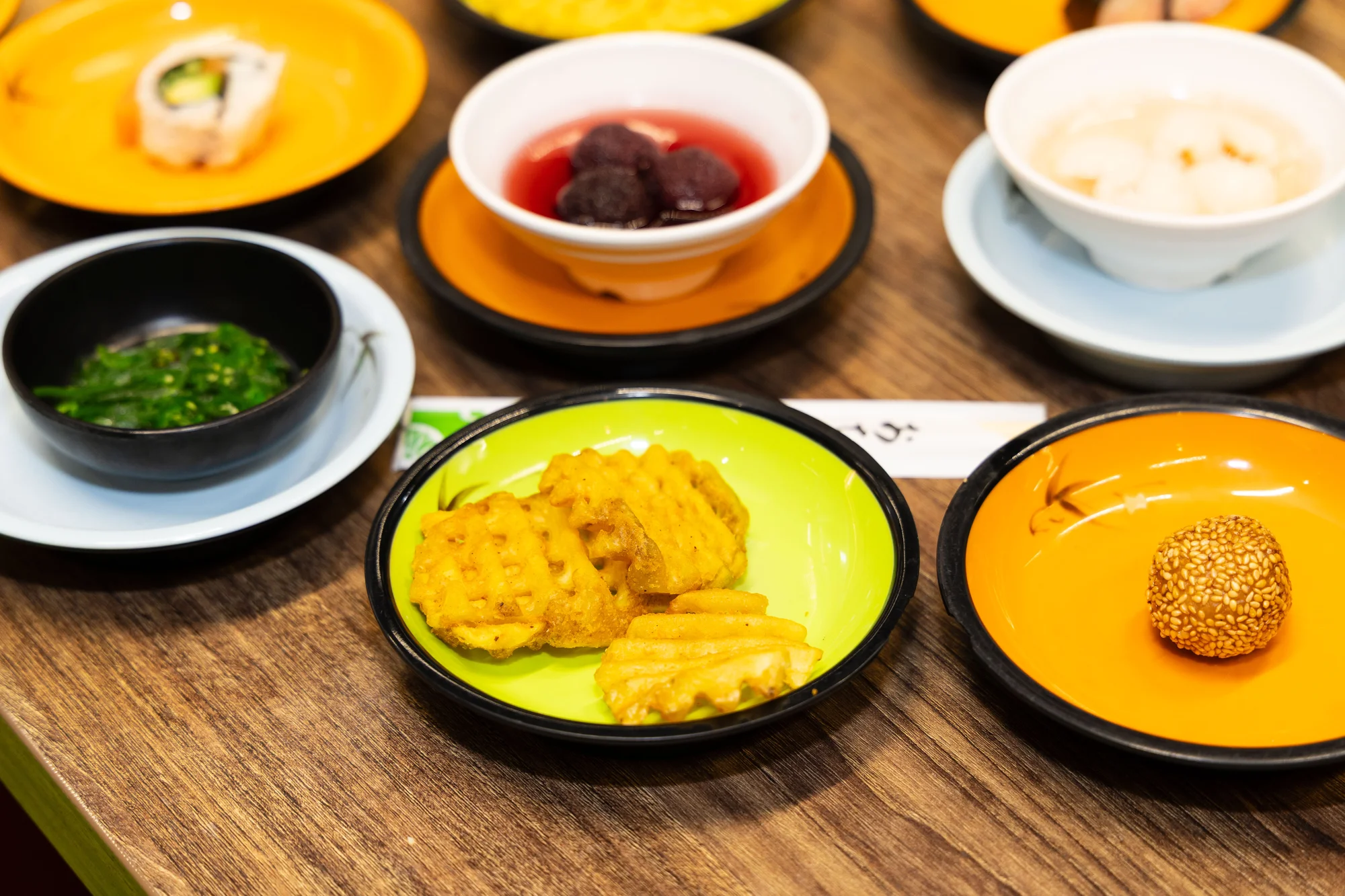 Running sushi: neomezené hodování i nealkoholické nápoje pro 1 osobu