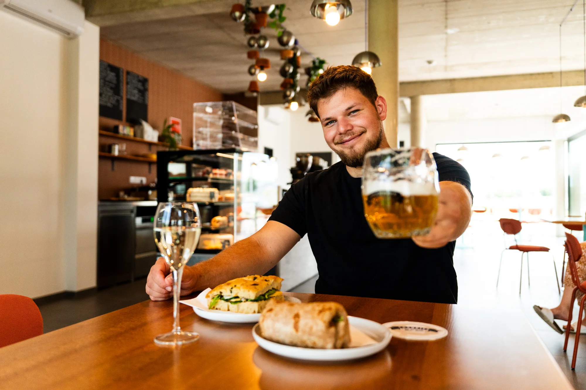 Oslaďte si život: otevřené vouchery na 250 až 500 Kč do kavárny a bistra v Pasohlávkách