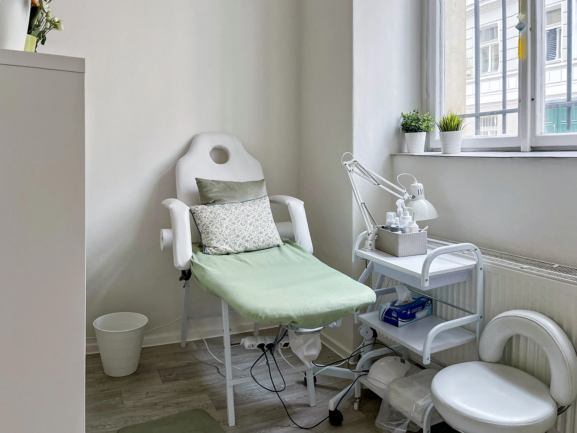 Perfektně upravená i bez líčidel: permanentní make-up obočí, očních linek či rtů, 60 minut