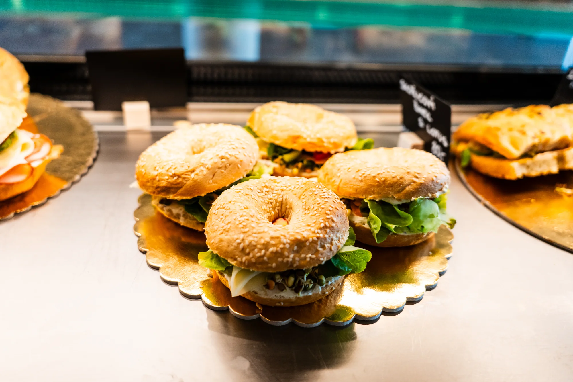 Oslaďte si život: otevřené vouchery na 250 až 500 Kč do kavárny a bistra v Pasohlávkách