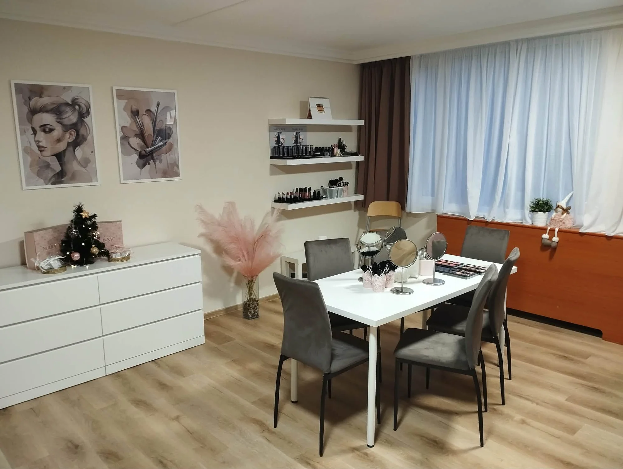 Krásná pro každou příležitost: kurz líčení s vizážistkou pro laiky i pokročilé