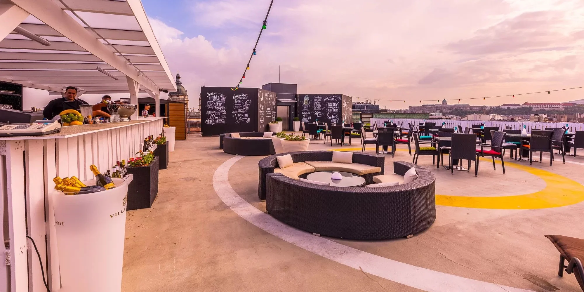 Pobyt v srdci Budapešti v elegantním 4* hotelu se střešní terasou s panoramatickým výhledem