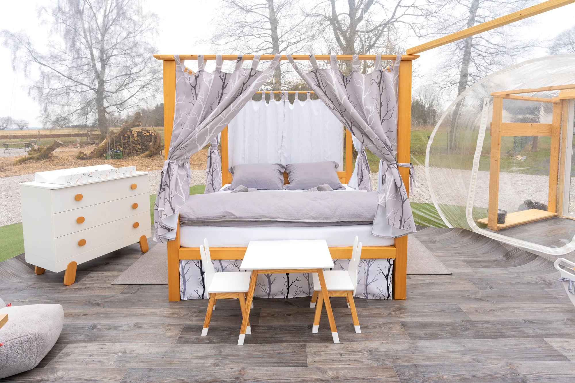 Parádní glamping V bublině: neomezený relax v sauně a výhled na hvězdy