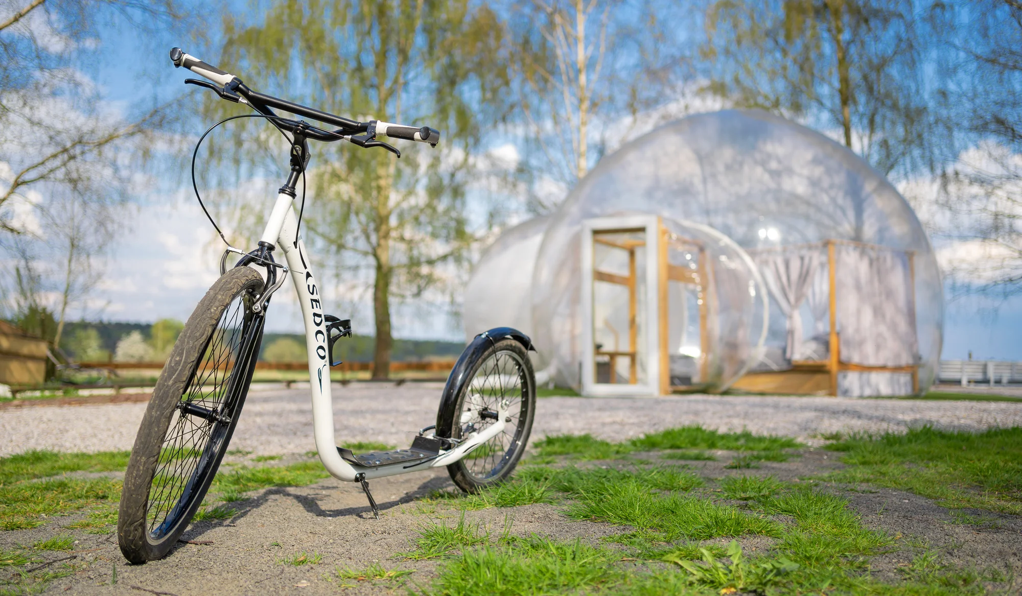 Parádní glamping V bublině: neomezený relax v sauně a výhled na hvězdy