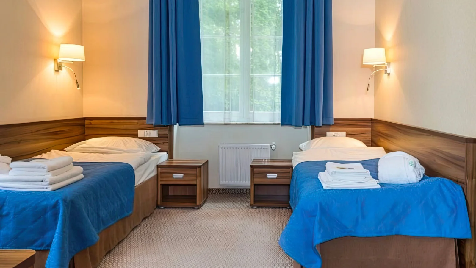 Pobyt v Jelení Hoře přímo v lázeňském parku: snídaně i vstup do wellness