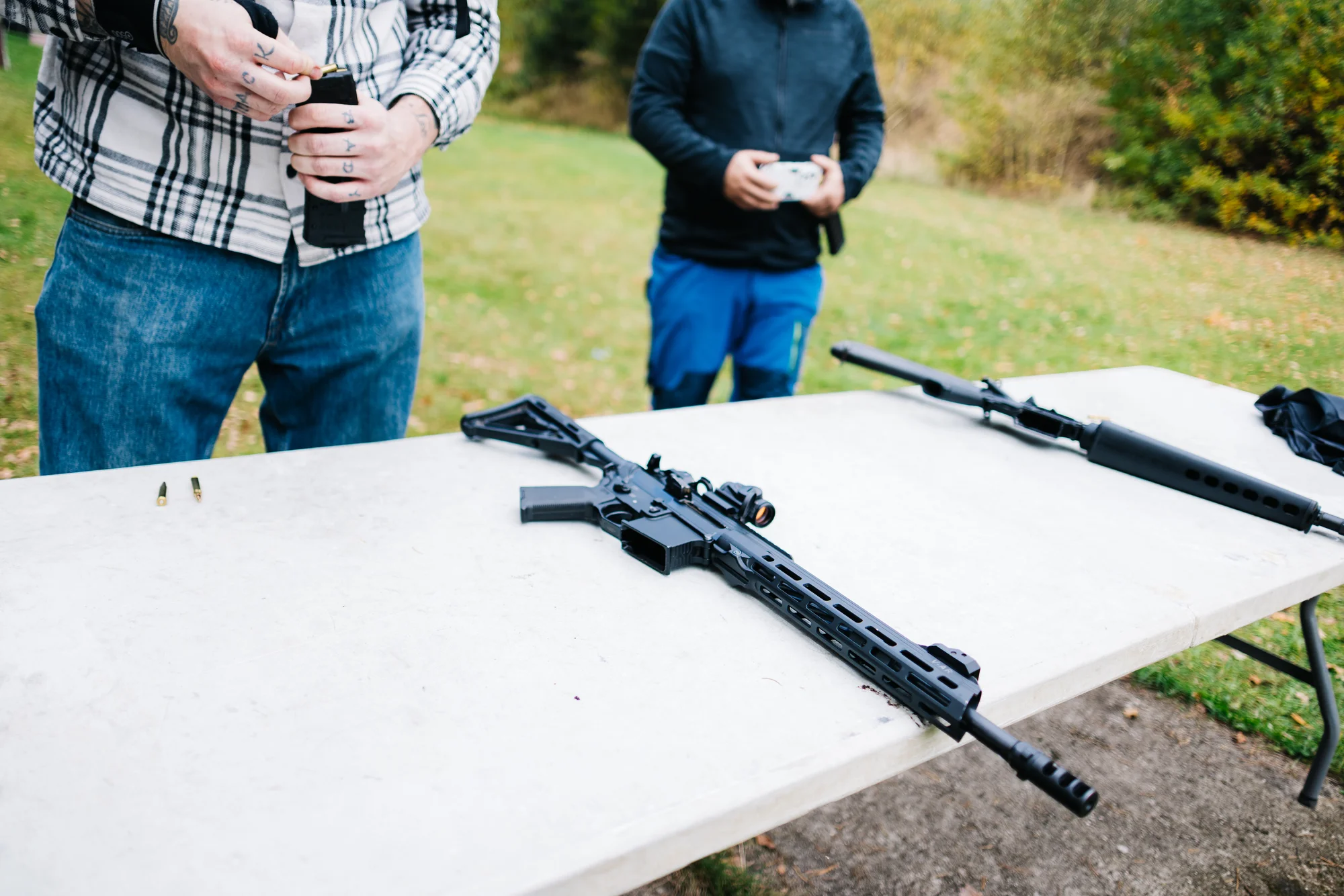 Dynamická zážitková střelba z krátkých i dlouhých zbraní, 114 výstřelů, 2–3 hodiny