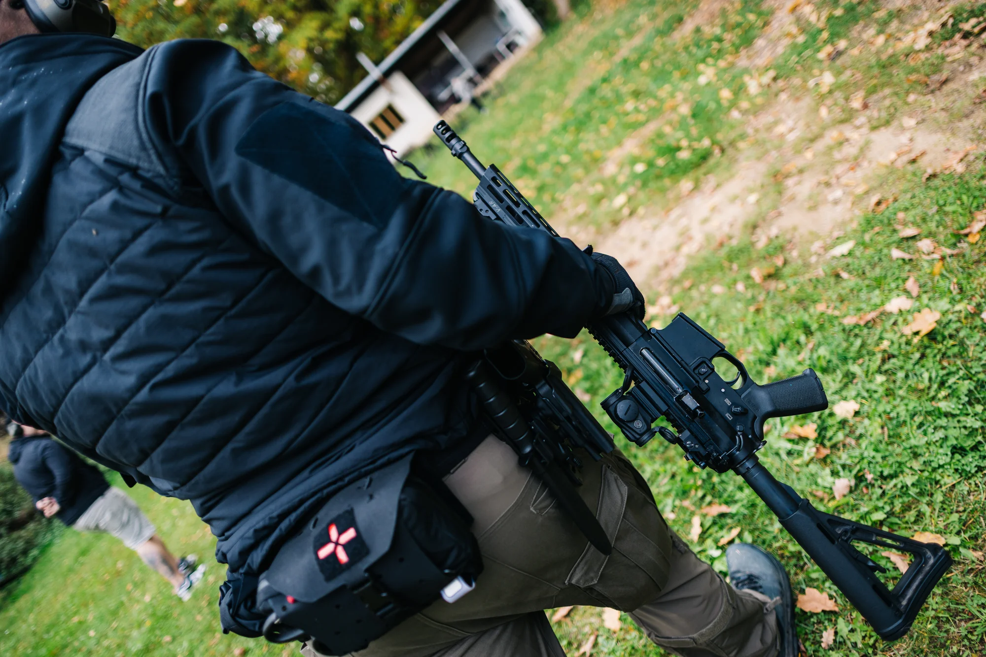 Dynamická zážitková střelba z krátkých i dlouhých zbraní, 114 výstřelů, 2–3 hodiny