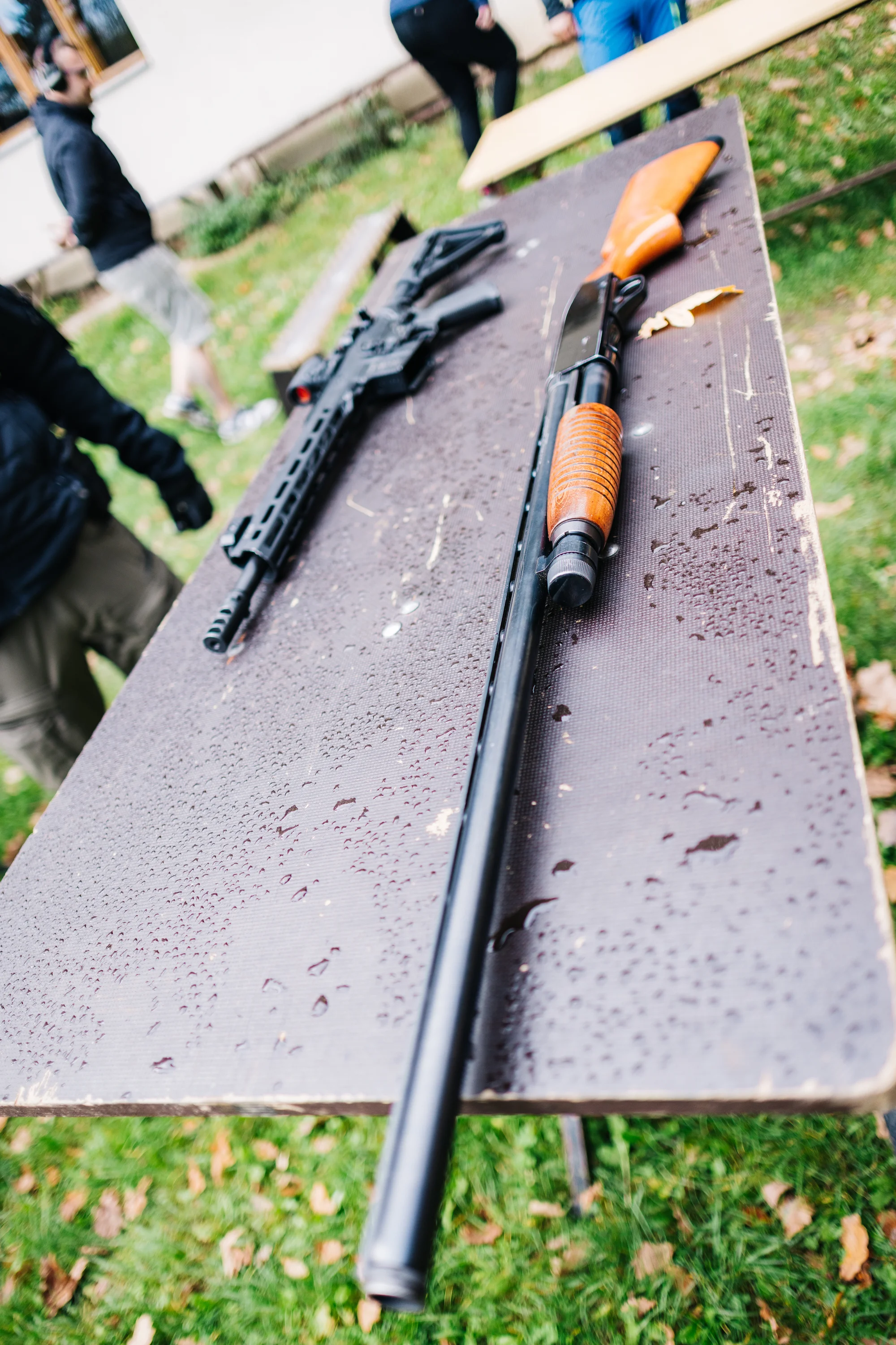 Dynamická zážitková střelba z krátkých i dlouhých zbraní, 114 výstřelů, 2–3 hodiny