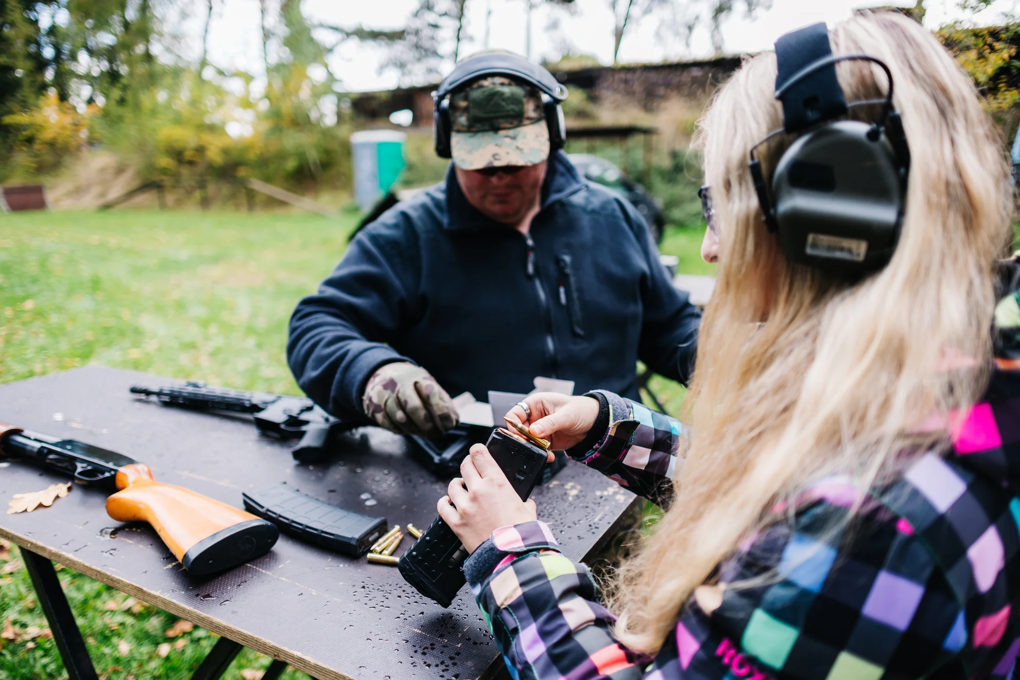 Dynamická zážitková střelba z krátkých i dlouhých zbraní, 114 výstřelů, 2–3 hodiny