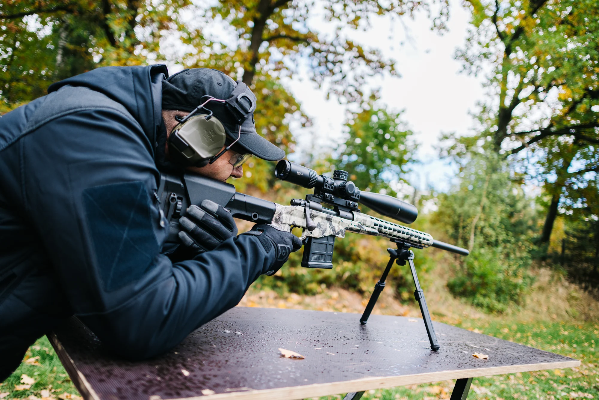 Dynamická zážitková střelba z krátkých i dlouhých zbraní, 114 výstřelů, 2–3 hodiny