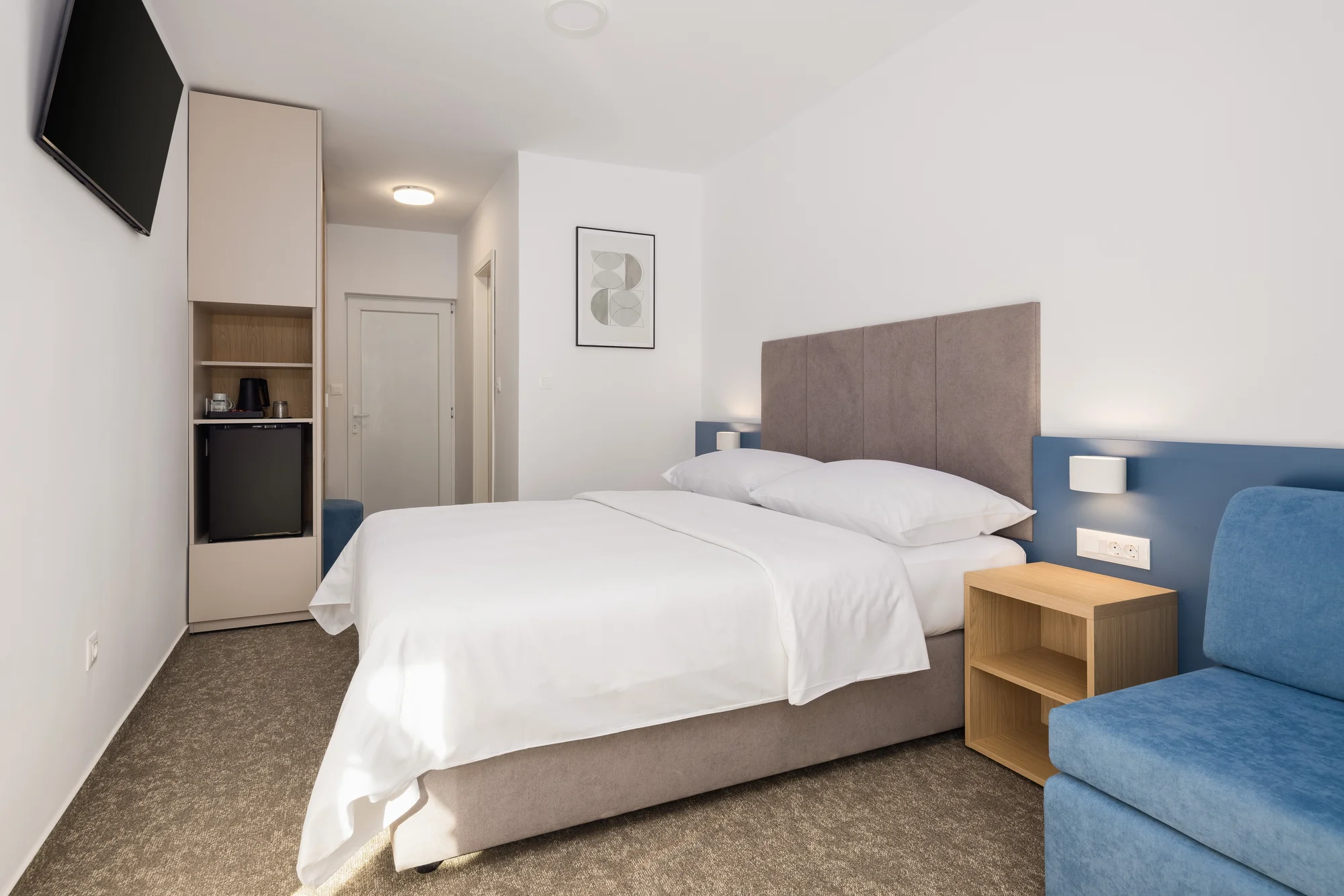 Dovolená v Bašce Vodě se snídaní či polopenzí plus, resort hned u pláže