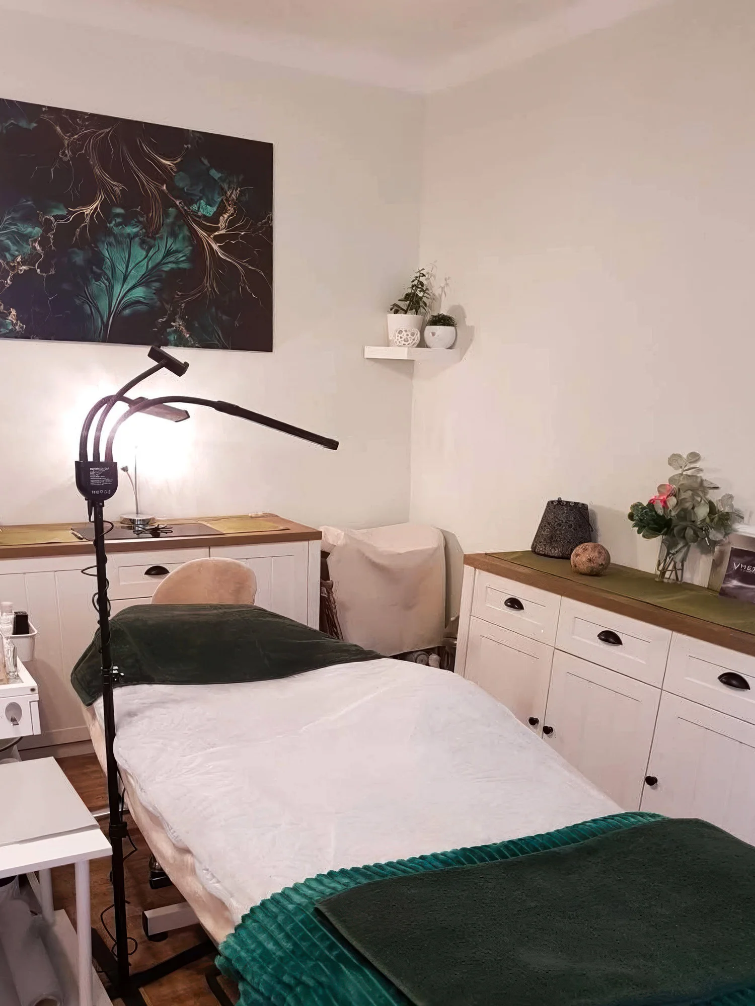 Pleť v harmonii: masáž obličeje, dekoltu i zad nebo myofasciální masáž obličeje