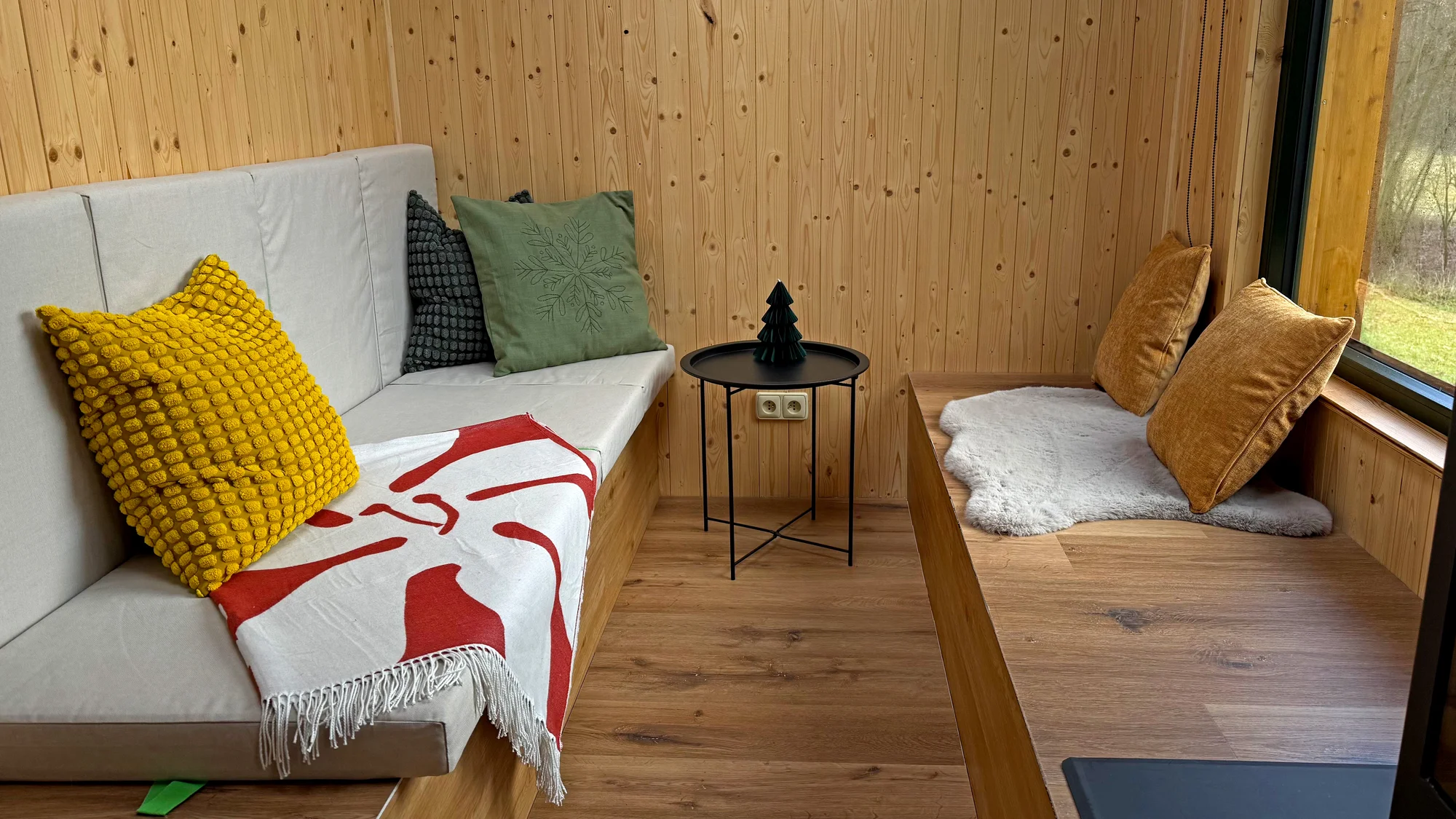 Romantika uprostřed moravské přírody: útulná maringotka s veškerým zázemím