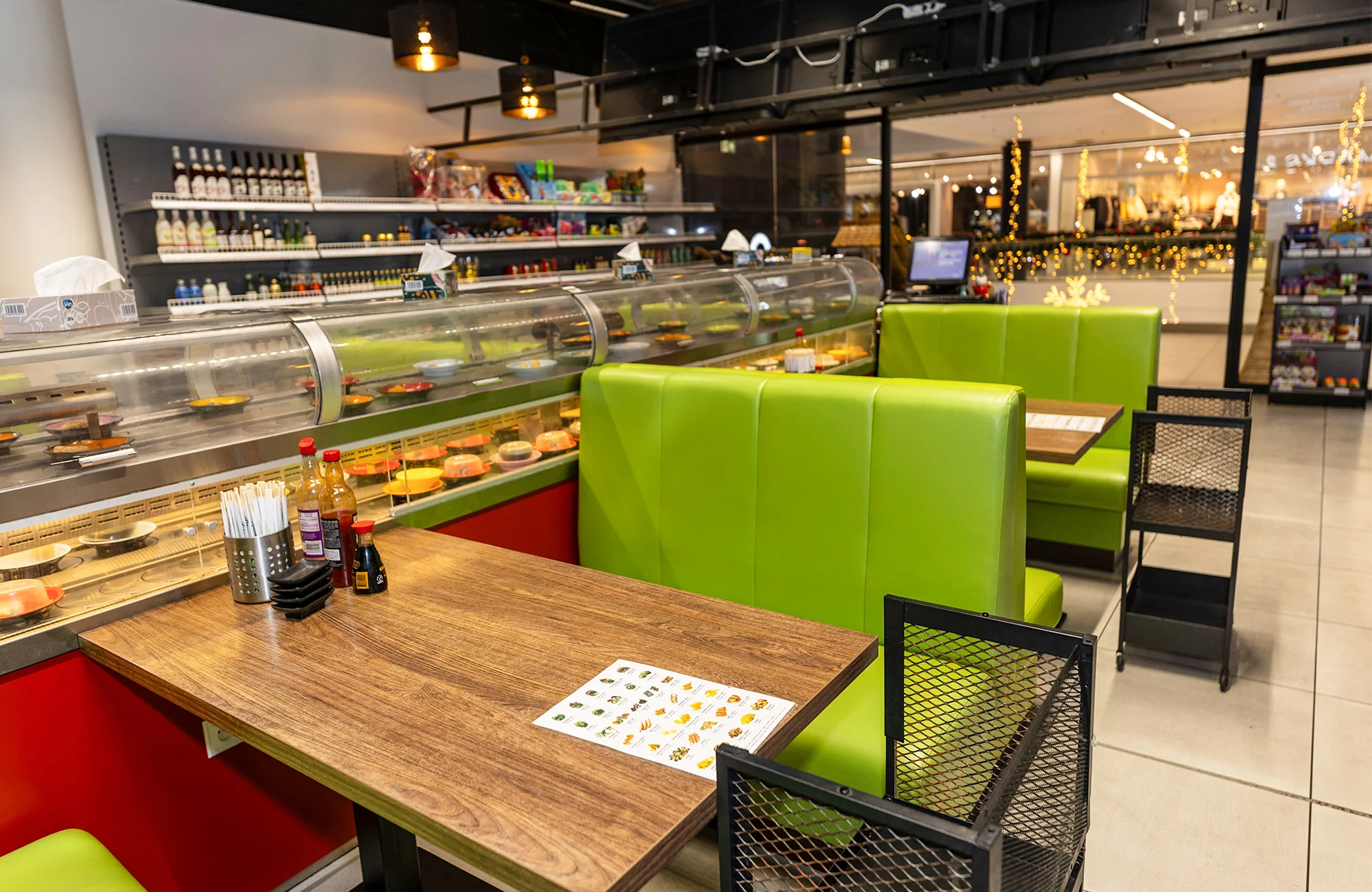 Running sushi: neomezené hodování i nealkoholické nápoje pro 1 osobu