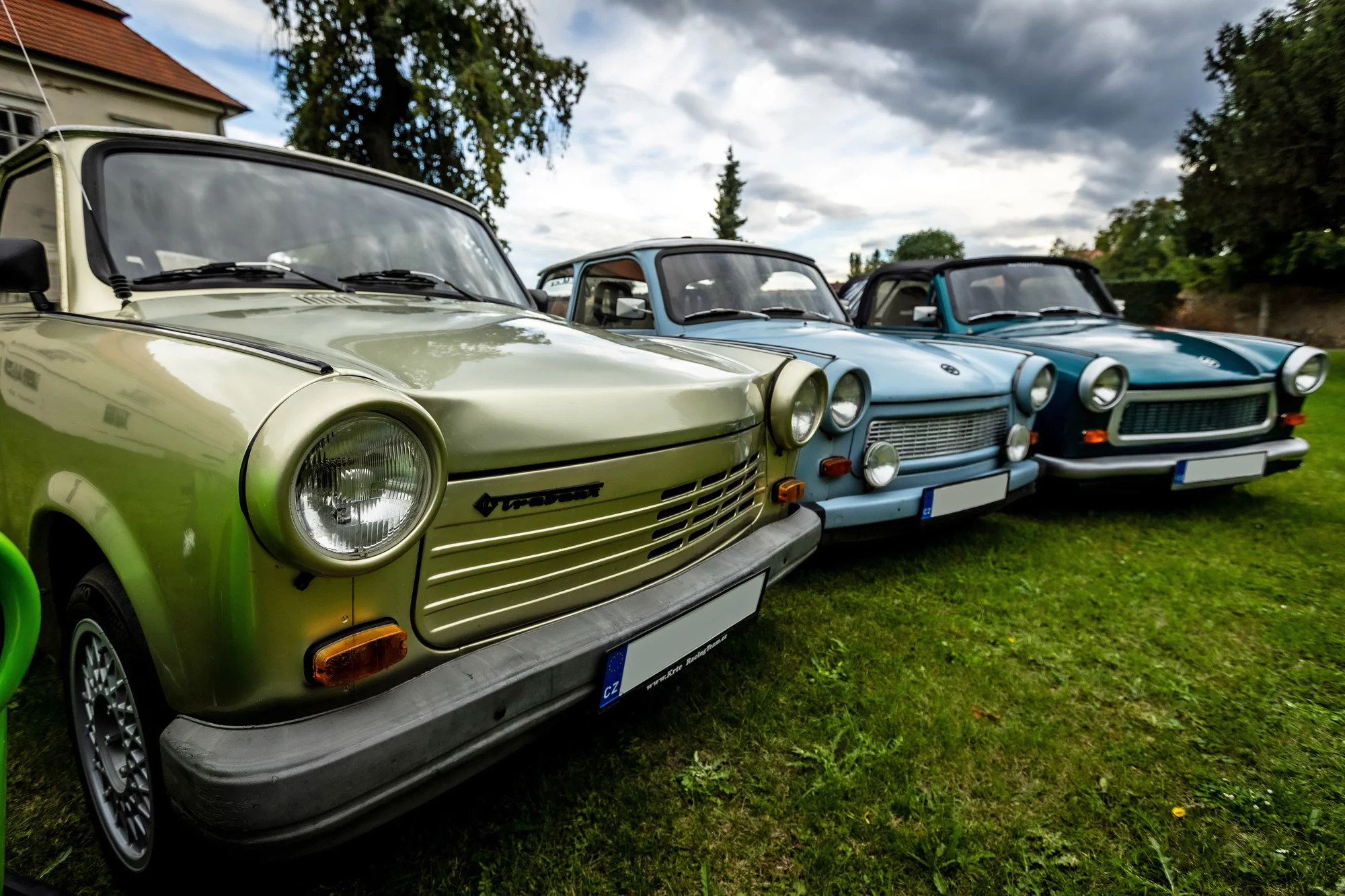 Komentovaná prohlídka Trabant muzea a hodinová vyjížďka Trabantem s řidičem pro 2 osoby