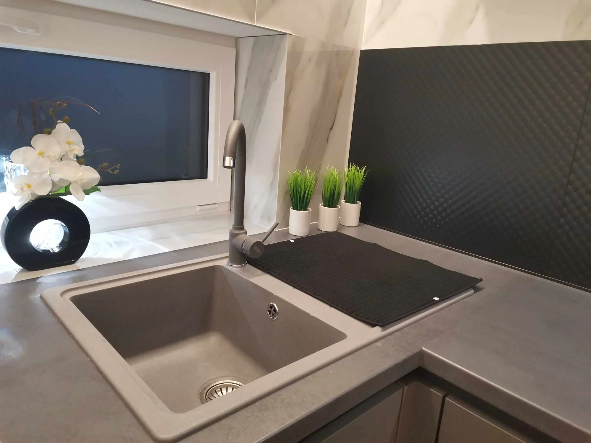 Luxusní apartmán v centru Trnavy se snídaňovým boxem