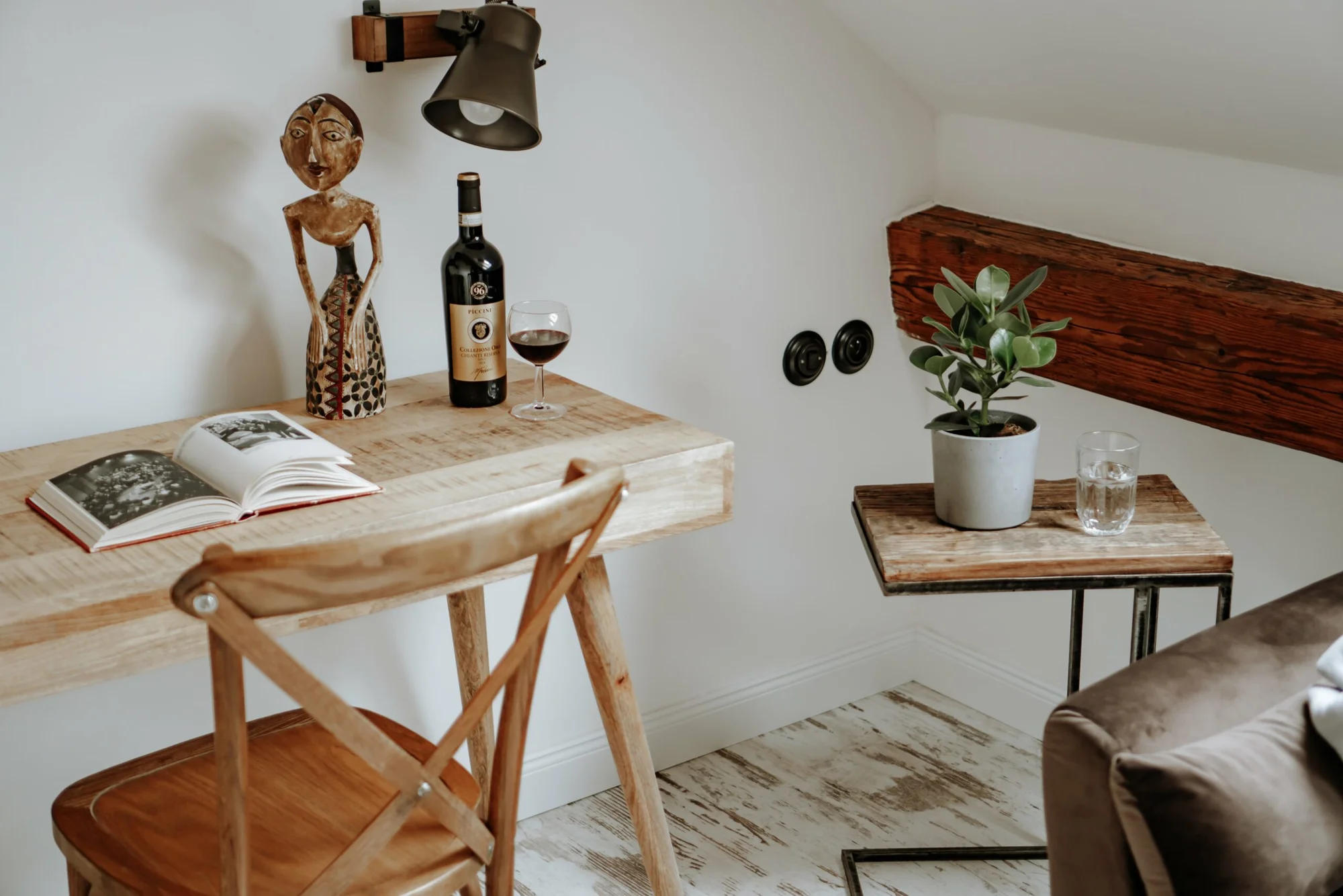 Pobyt v domě Hany Hegerové s degustací jejích oblíbených pokrmů, vstupem do Thermal Nesvady či zážitkovým vařením