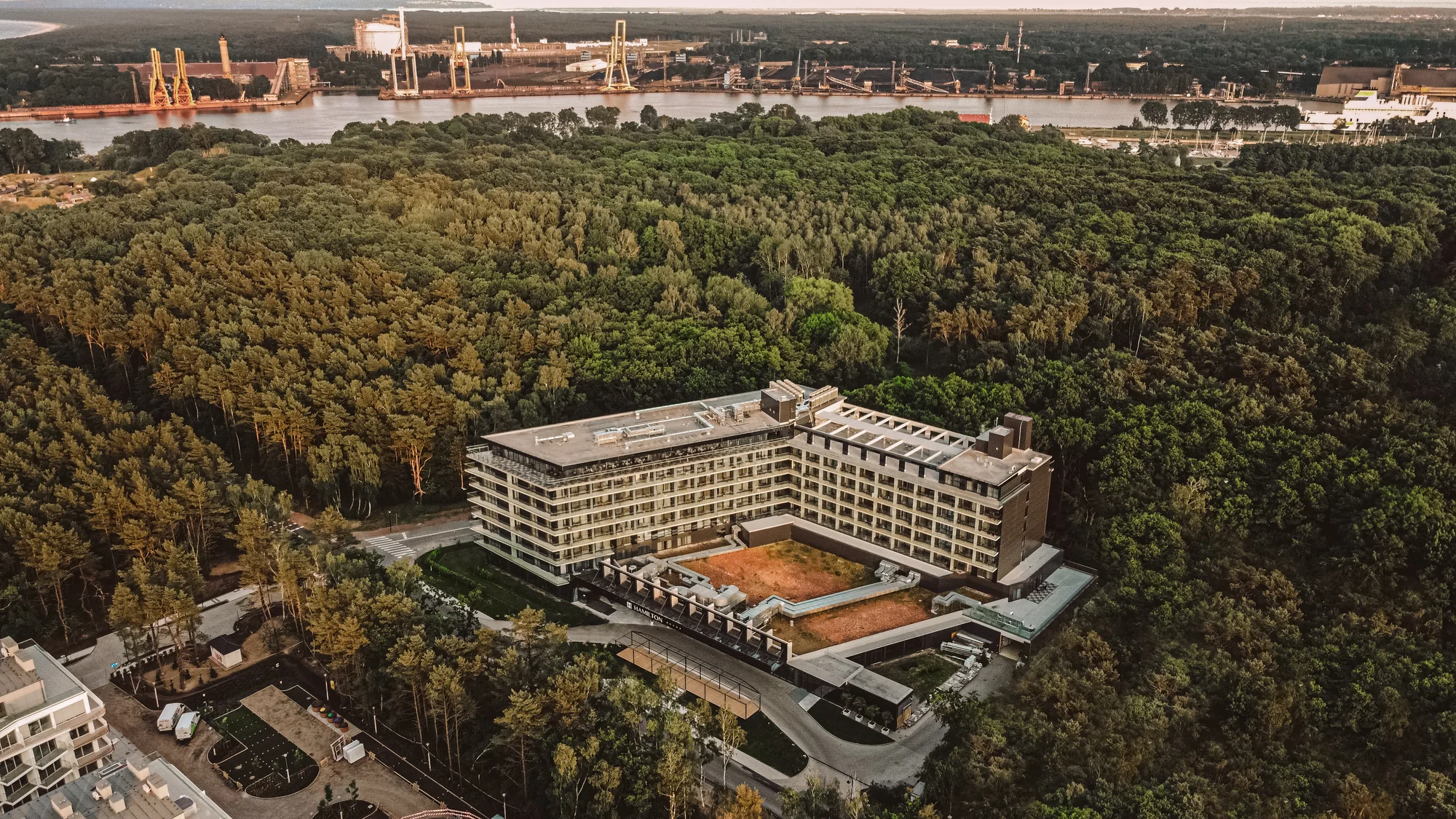 5* dovolená u Baltu: hotel blízko pláže, strava, neomezený wellness, zábava pro celou rodinu