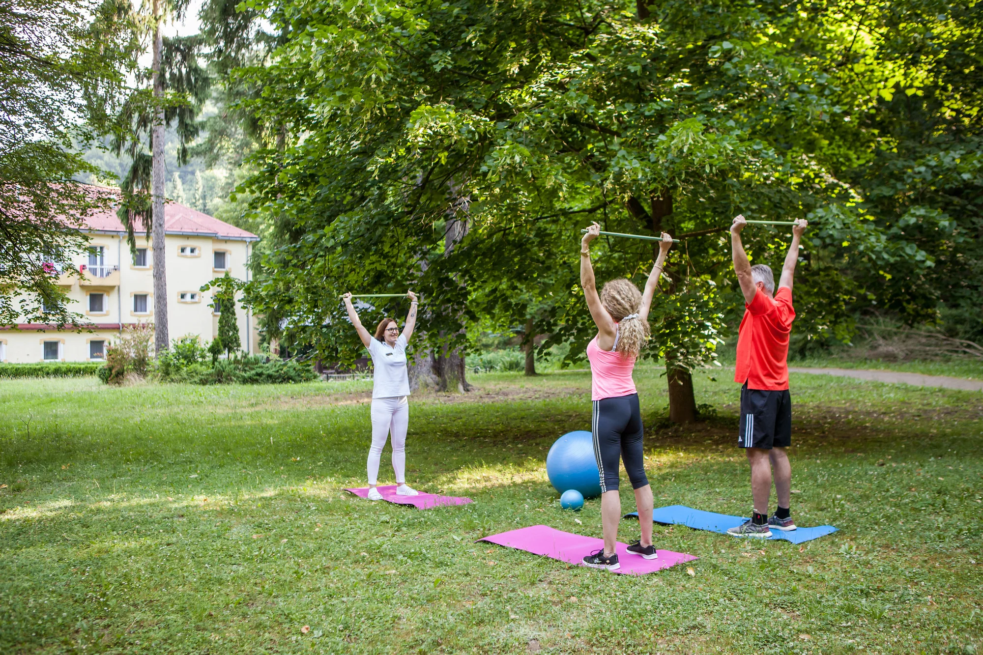 Fantastický odpočinek v lázních Sklené Teplice: ubytování se stravou a lázeňskými procedurami