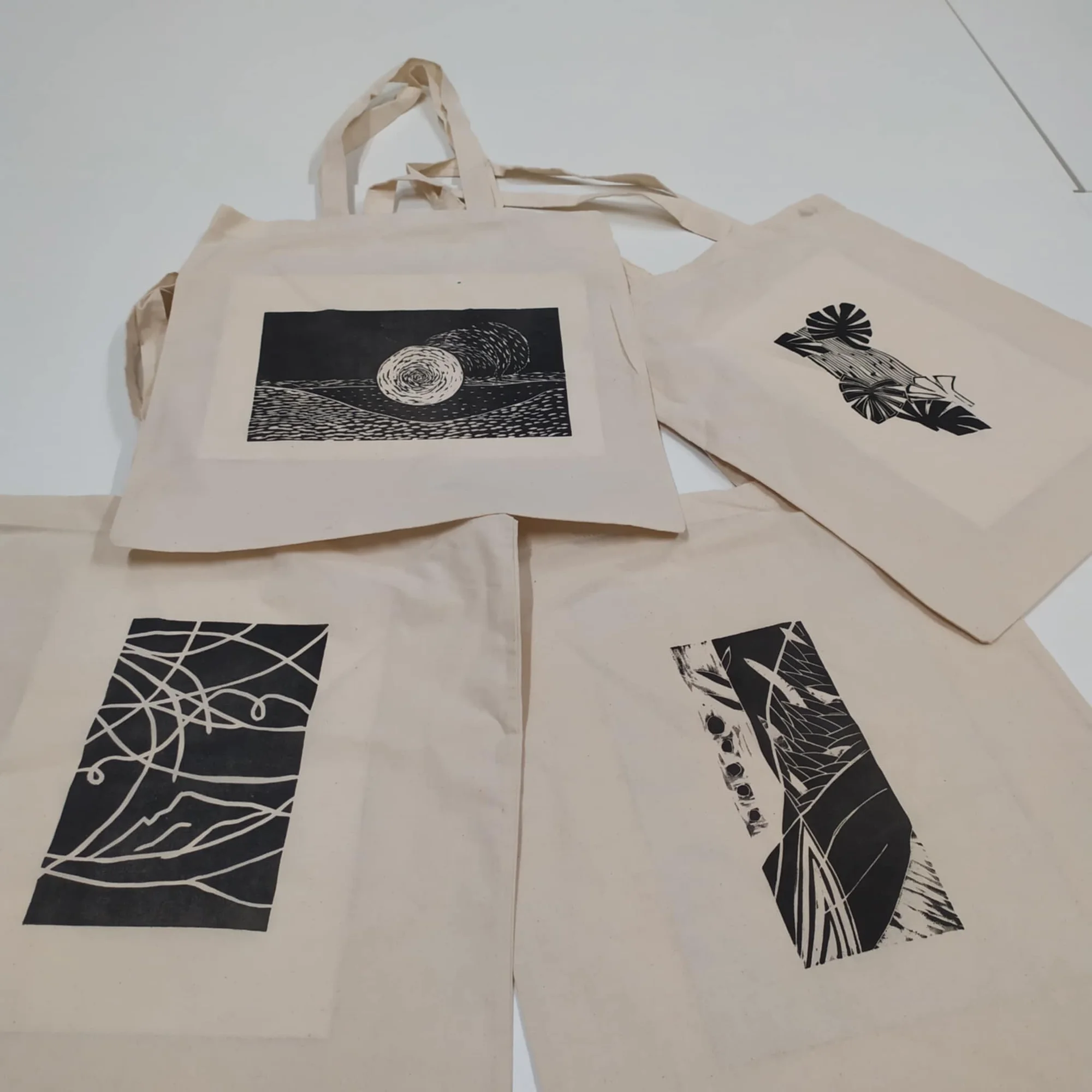 Semestrální kurz umělecké grafiky: 9 lekcí pro dospělé vč. pomůcek a závěrečné výstavy