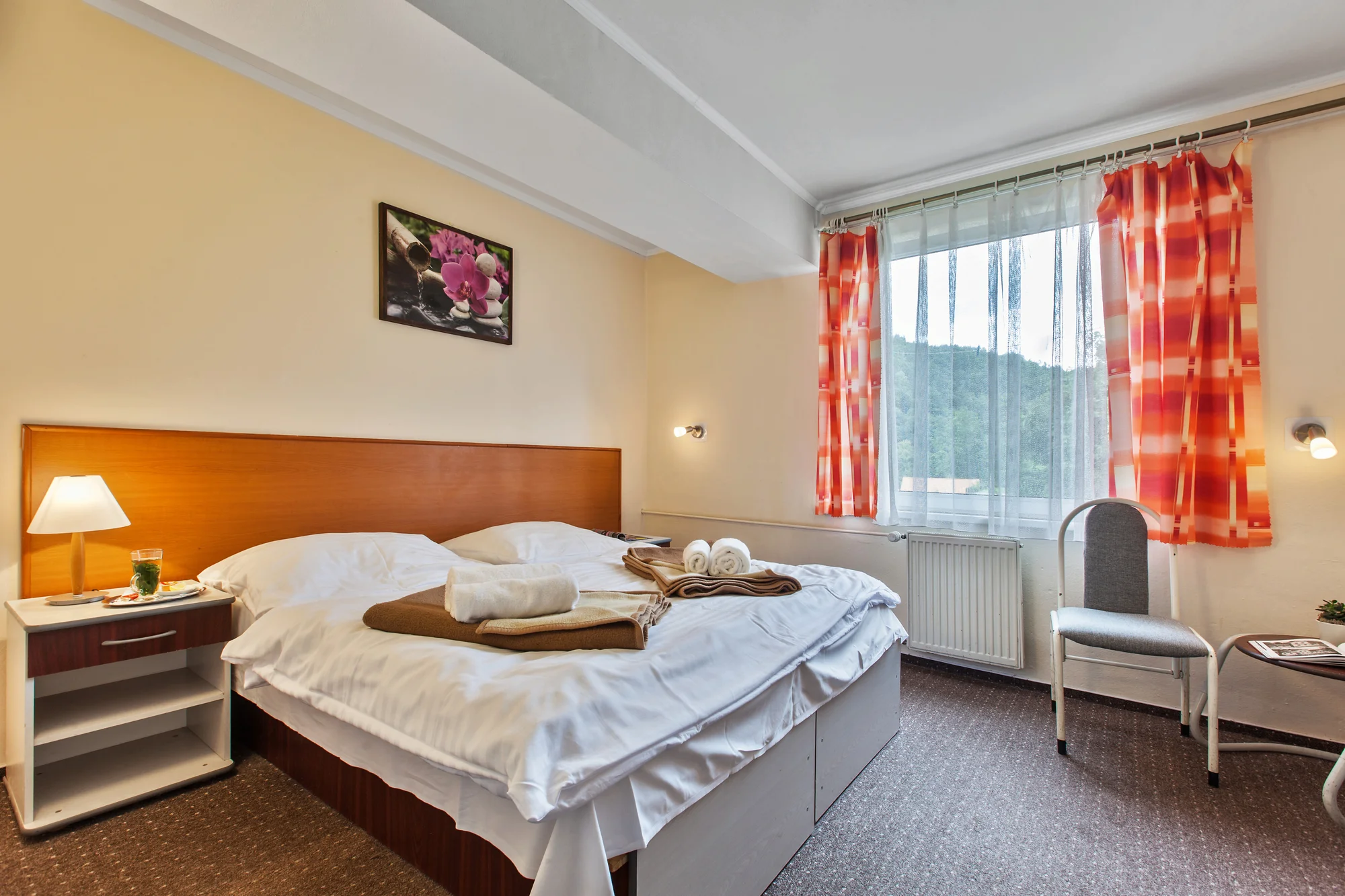 Fantastický odpočinek v lázních Sklené Teplice: ubytování se stravou a lázeňskými procedurami