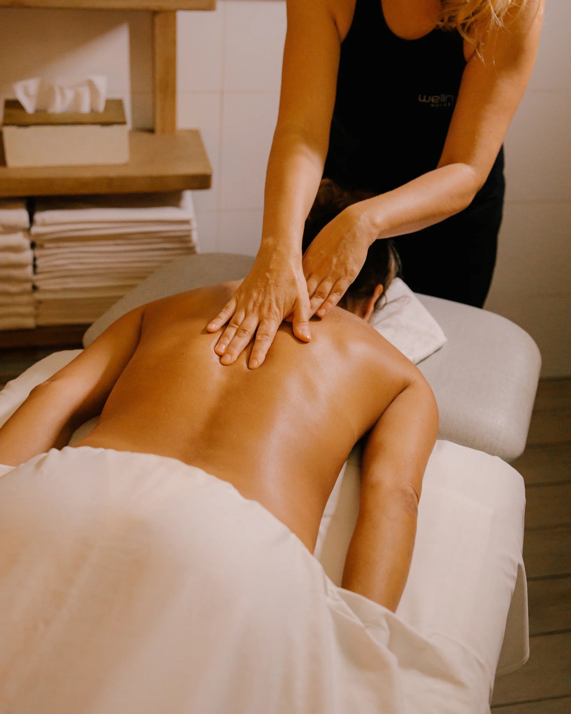 Relaxační balíčky s masáží, privátní koupelí a vstupem do wellness