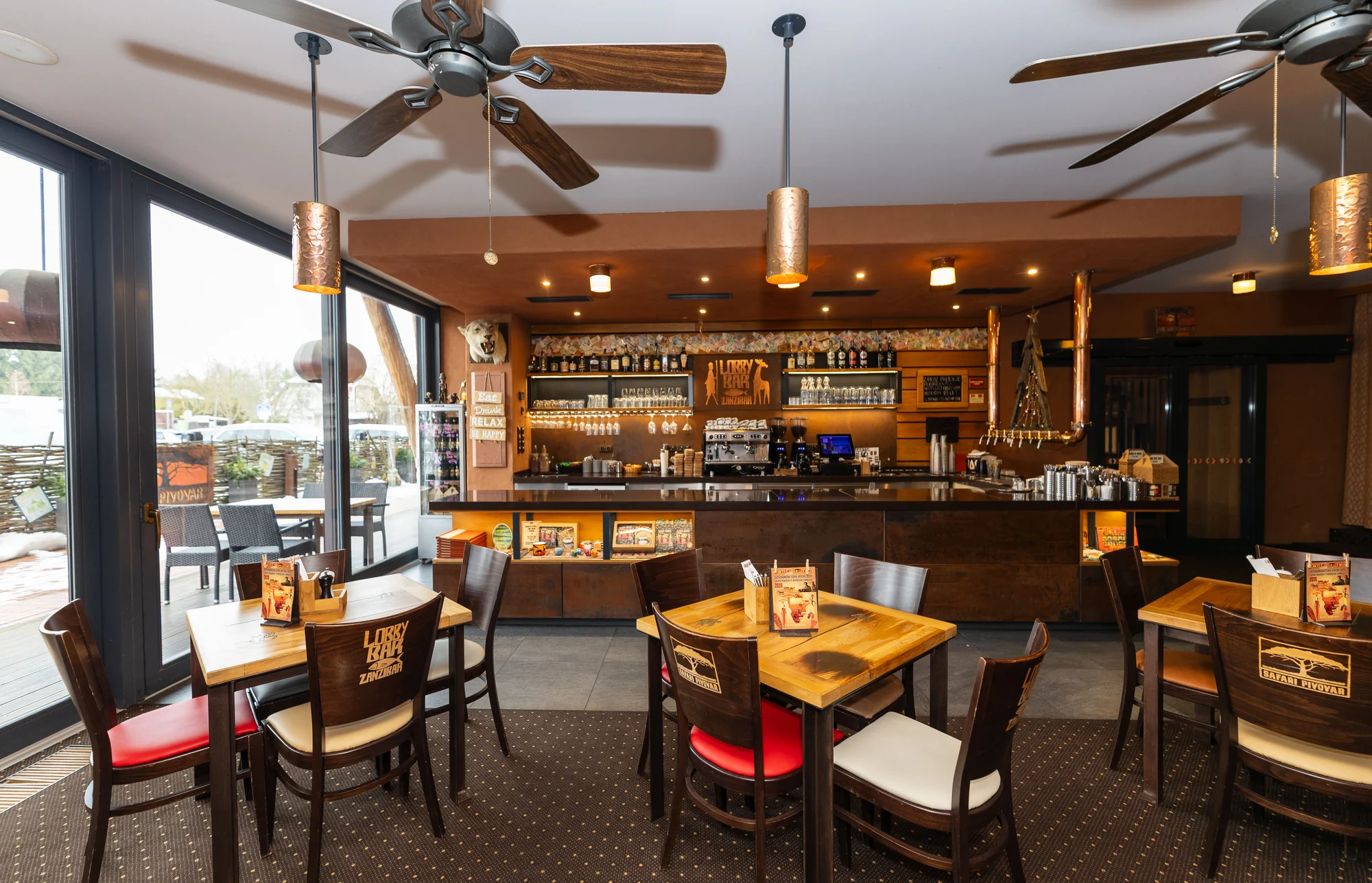 Afrika ve Dvoře Králové: 4* hotel v Safari Parku se snídaní a vstupem do safari