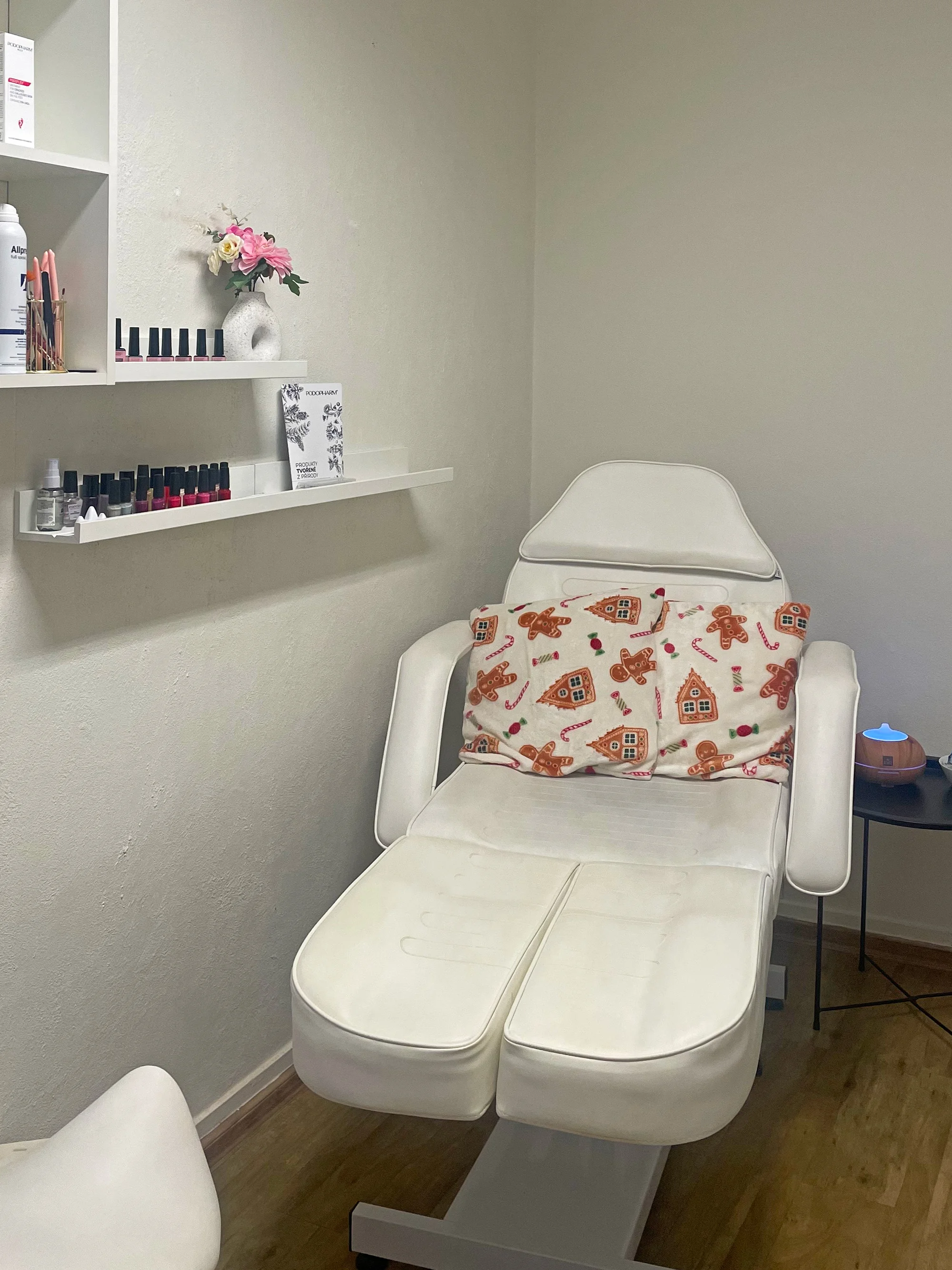 Voňavý relax pro vaše chodidla: mokrá nebo wellness pedikúra