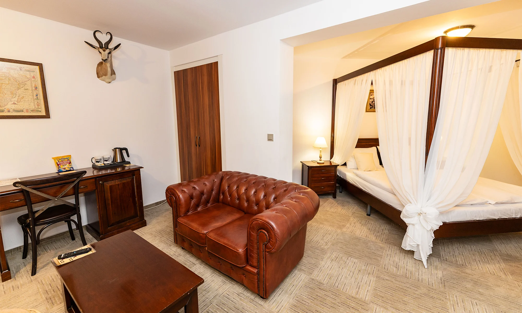 Afrika ve Dvoře Králové: 4* hotel v Safari Parku se snídaní a vstupem do safari